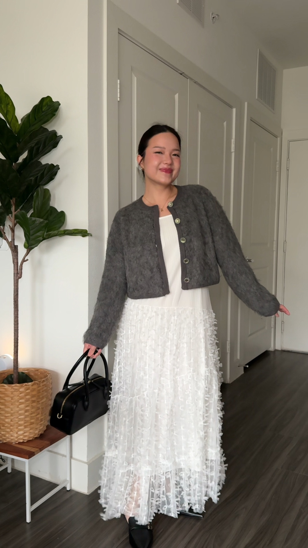 classy neutral date night outfit idea 🤍

🏷️ classy outfit, neutral outfit, maxi dress, flowy maxi dress, chic style outfit, date night outfit inspo, date night outfit

#LTKMostLoved #LTKStyleTip