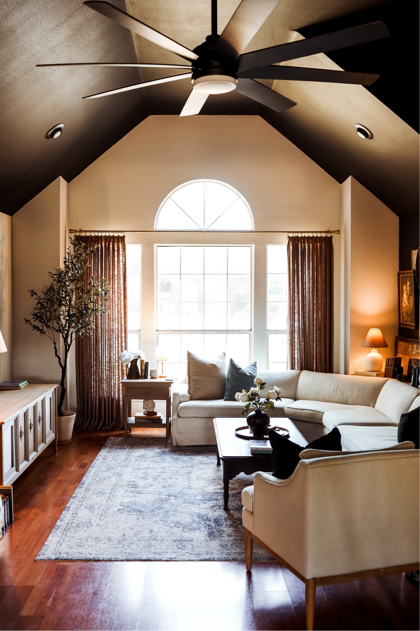 Our new curtains make such a difference in this space! I’m so glad we waited for the right ones. This upgrade makes all the difference 🙌

#LTKhome