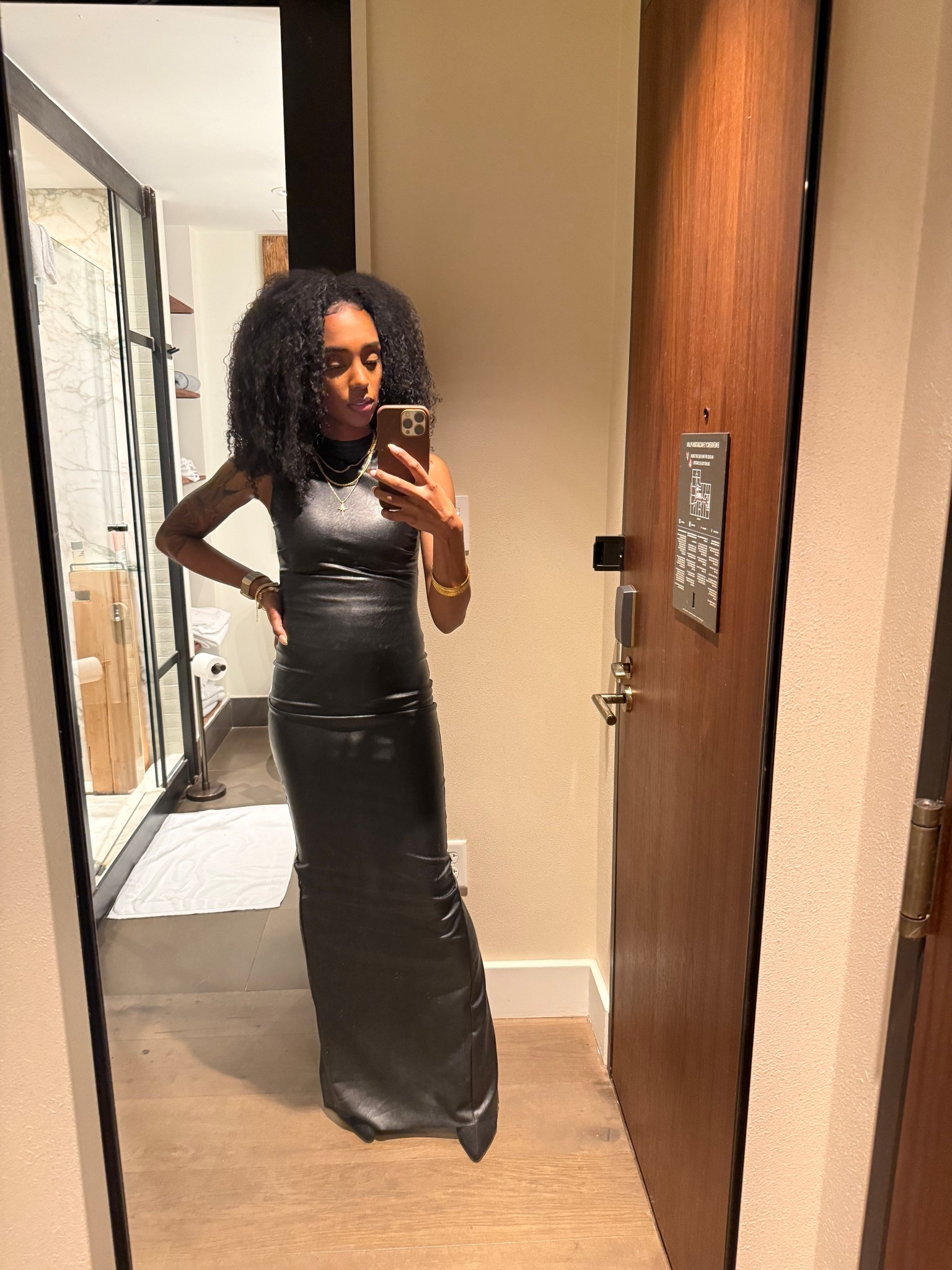 Dress fit like a glove 

#LTKPetite #LTKSaleAlert #LTKStyleTip