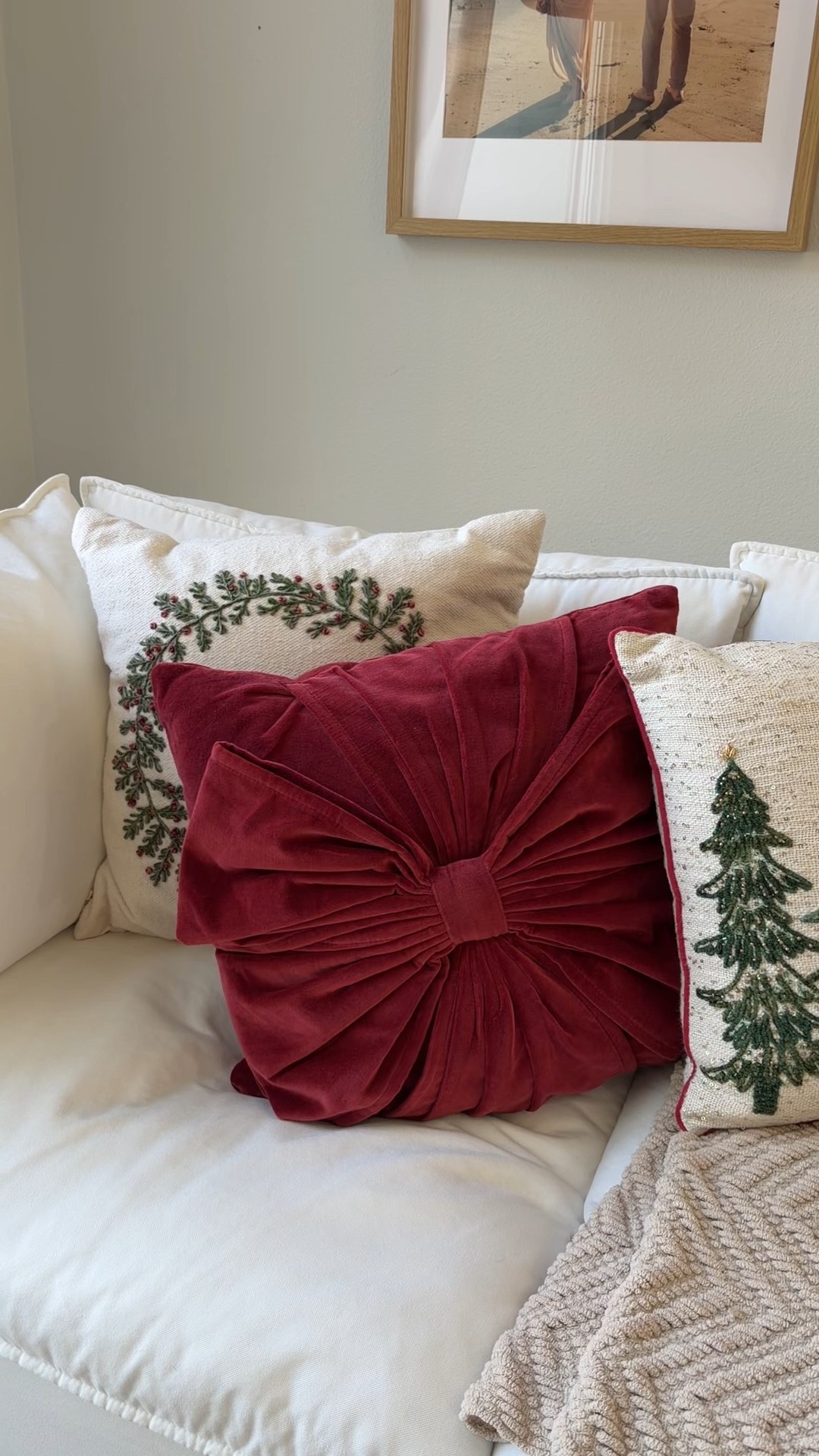 christmas pillows 

#LTKHoliday