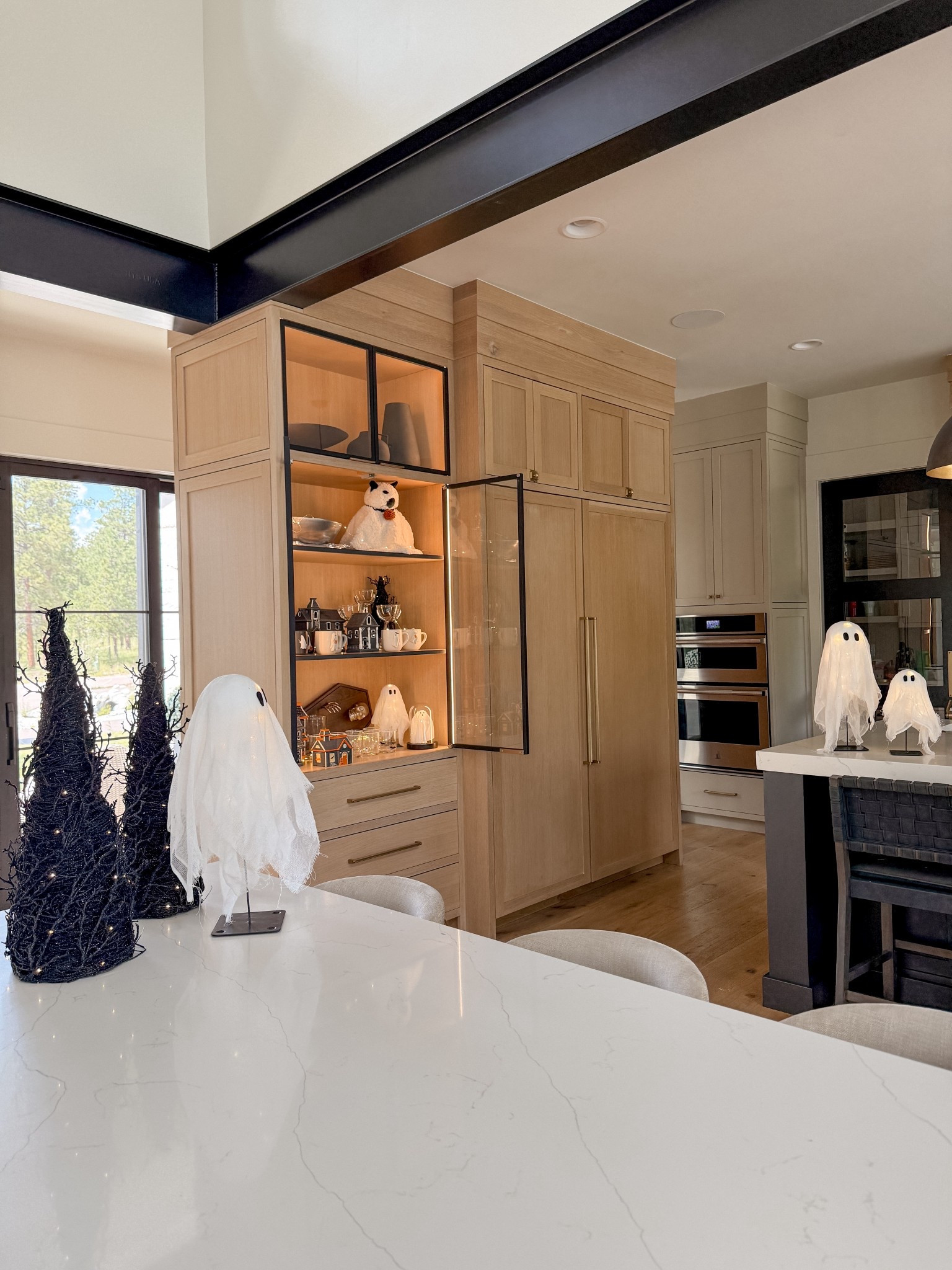 Sharing my favorite Halloween items from Pottery Barn. They have the best seasonal decor. I found so many good serveware pieces!

#LTKHome #LTKParties #LTKSeasonal