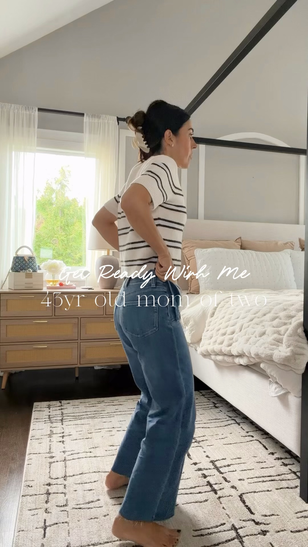 GRWM 🤎 My favorite cropped wide leg jeans + a sweater tee — the easiest fall formula that never fails. 
💬Comment JEANS and I'll send you the links!
🔗

#LTKootd #LTKmomlife #LTKOver40