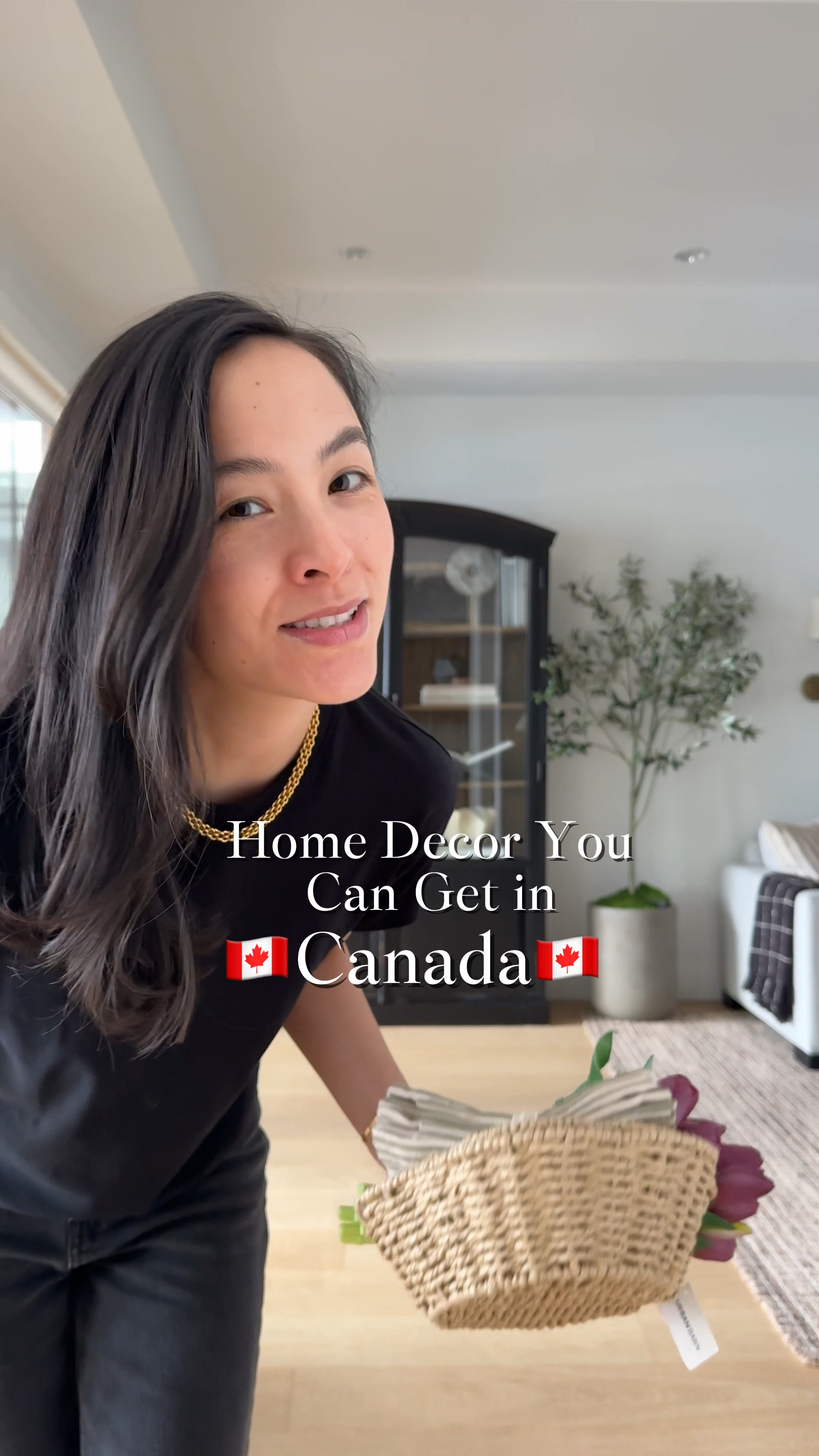 Pretty home decor you can find in Canada! Table lamp. Napkins. Scalloped tray. Faux tulips 

#LTKcanada #LTKcasa