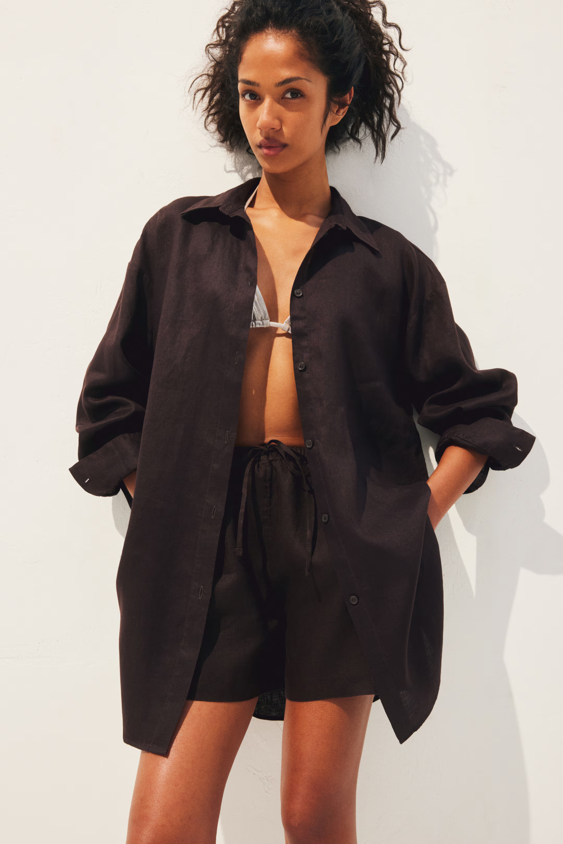 Linen beach shirt | H&M (UK, MY, IN, SG, PH, TW, HK)