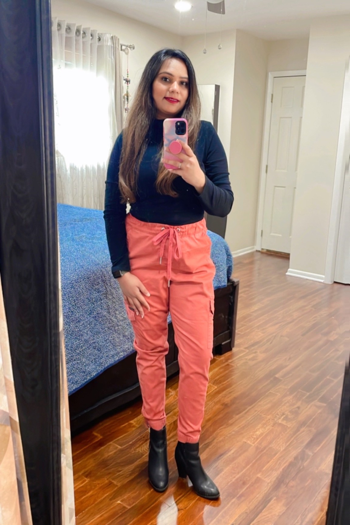 Fall Outfit 🖤🤎
🍁
#fall#autumn#nature#autumnvibes#fashion#pumpkin#leaves#fallcolors#winter#falloutfitinspo#fallfashion#momlife#explore#explorepage 

#LTKSeasonal #LTKstyletip