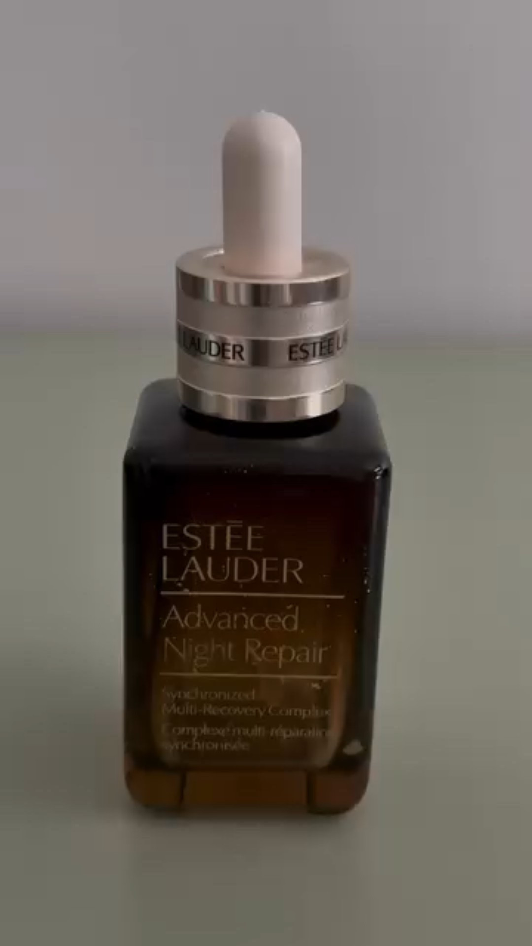 The serum I’ll keep adding in my routine over and over!!

gifted by Estée Lauder | no one panic - I have a backup! The @esteelauder advanced night repair serums is one of my favorites. Have you tried it yet?

#advancednightrepair #thenightclub