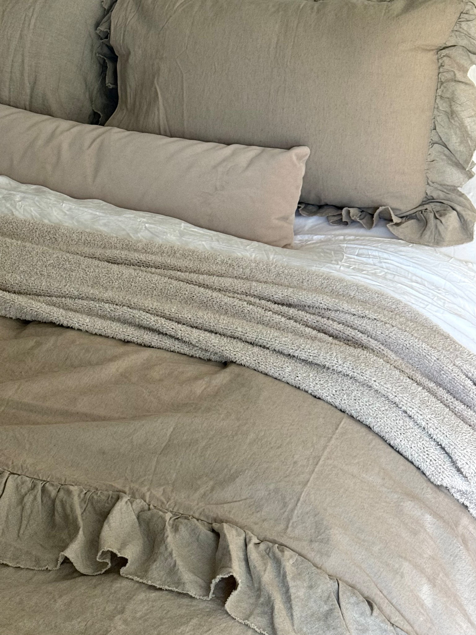 ☁️ 

Linen Bedding | Ruffle Bedding | Neutral Bedding | Tan Bedding | Pottery Barn Bedding | Lulu and Georgia Bedding | Target Blanket | Ruffle Blanket | Pottery Barn Home Decor | Linen Sheets | Organic Modern Home Decor | 

#LTKFindsUnder100 #LTKStyleTip #LTKHome