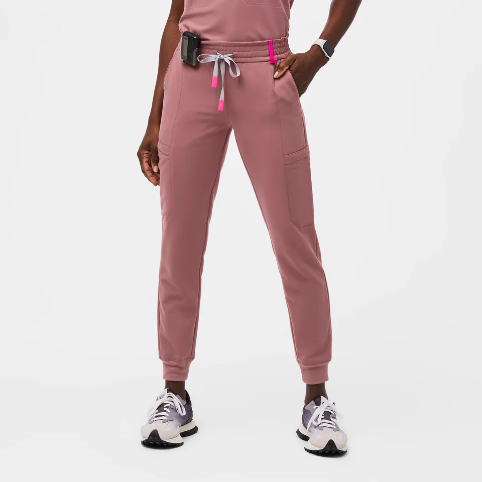 Women’s Lesage Jogger Scrub Pants - Mauve · FIGS | FIGS