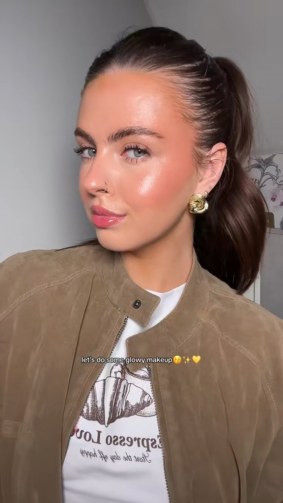 Lets do some glowy base makeup✨💗

#LTKeurope #LTKireland #LTKbeauty