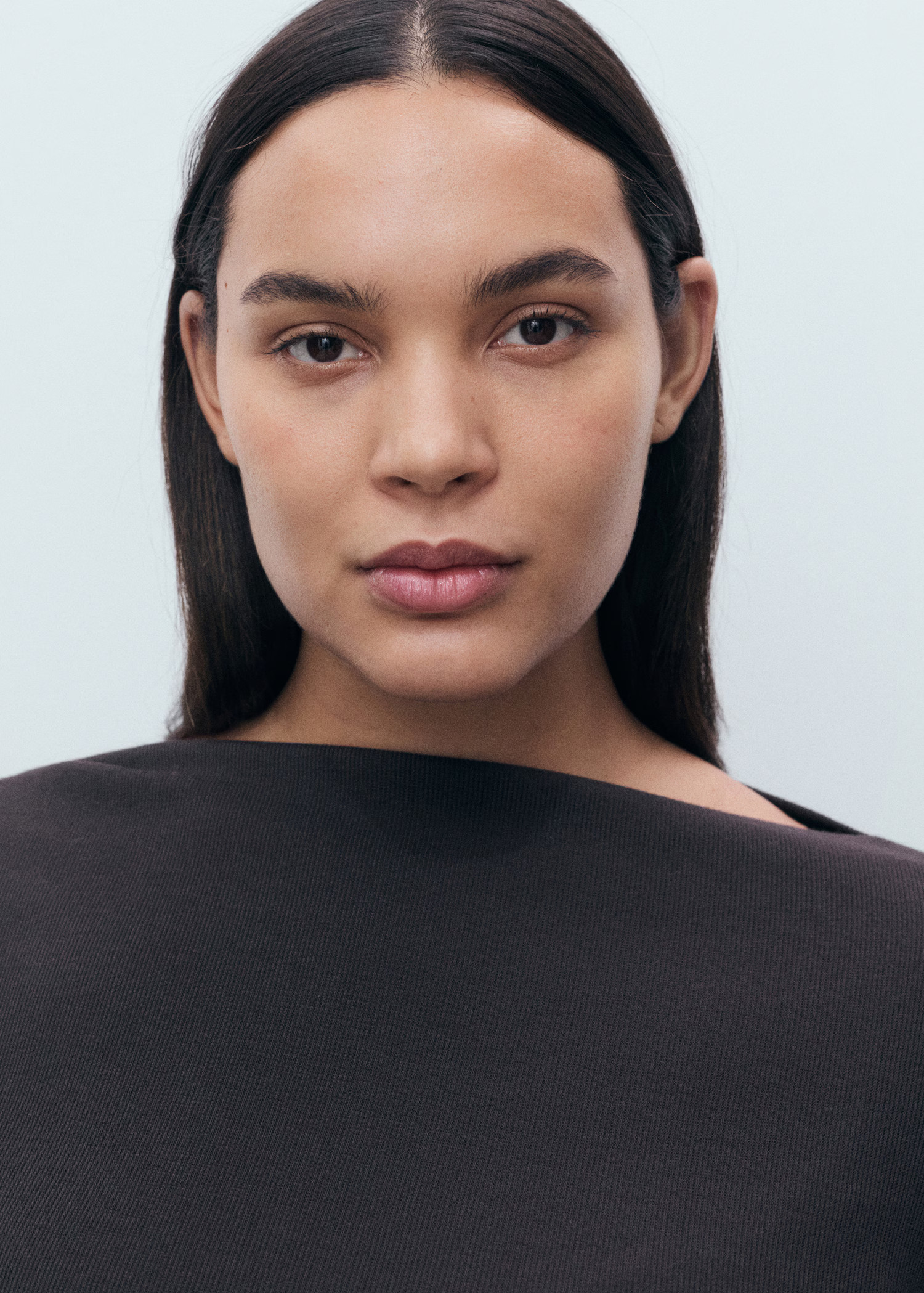 Langärmliges T-Shirt mit Bateau-Ausschnitt - Damen | MANGO Österreich | Mango EU