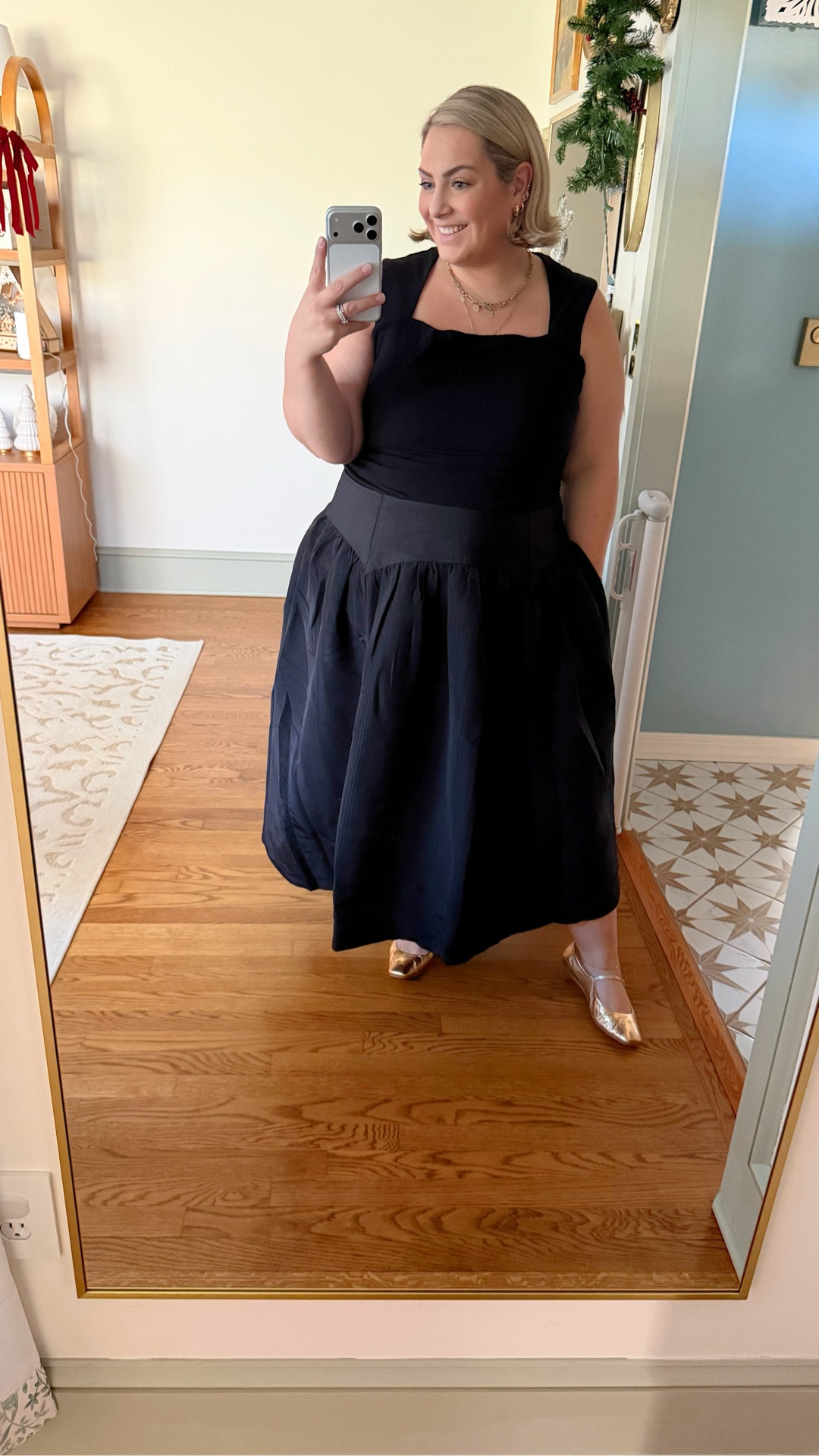 The perfect holiday outfit under $33🎉🩷 #walmartstyle #walmartpartner @walmartstyle 

#LTKHoliday #LTKFindsUnder50 #LTKPlusSize