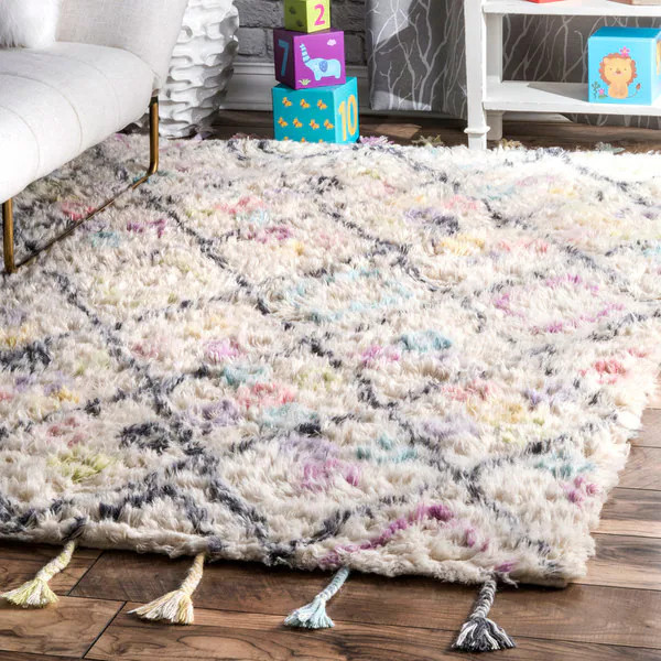 nuLOOM Off-White Kids Hand Tufted Trellis Wool Tassel Shag Rug | Bed Bath & Beyond
