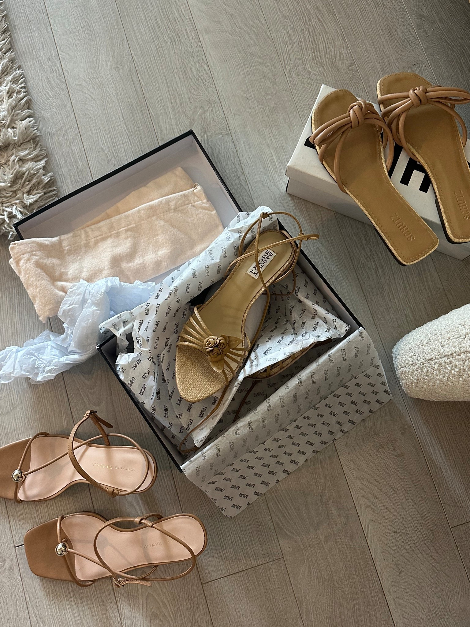 Nude summer sandals 👡