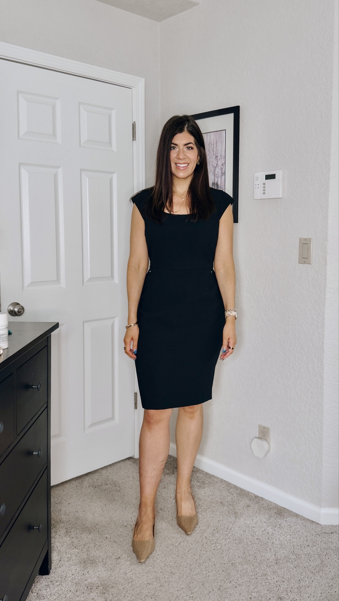 In an 8 in the curvy fit sheath!


#LTKWorkwear #LTKOver40 #LTKMidsize