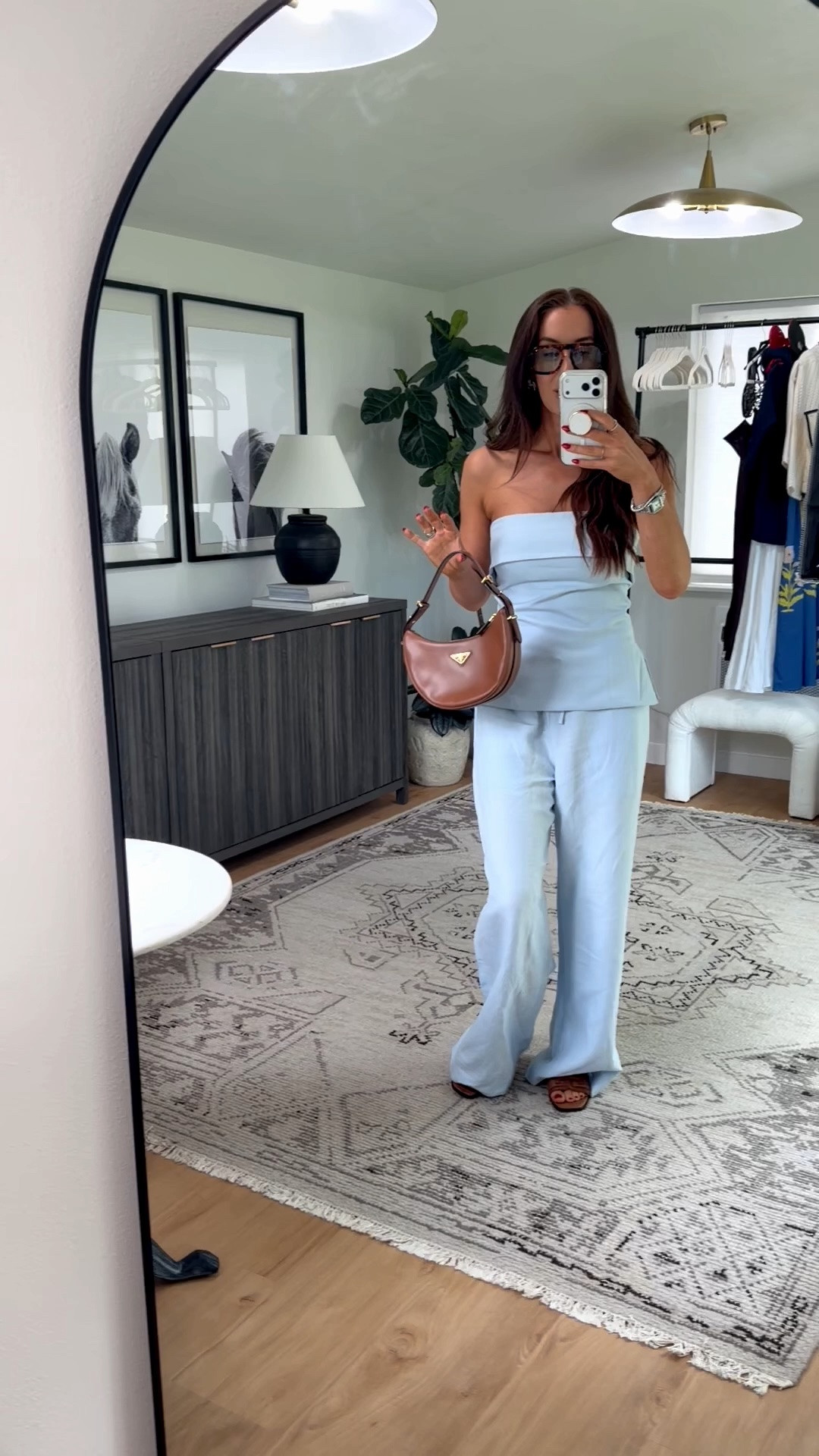 My must have set for the summer 🤌🏻

Top: 6
Linen pants: Med Reg

#LTKootd #LTKSeasonal #LTKgrwm