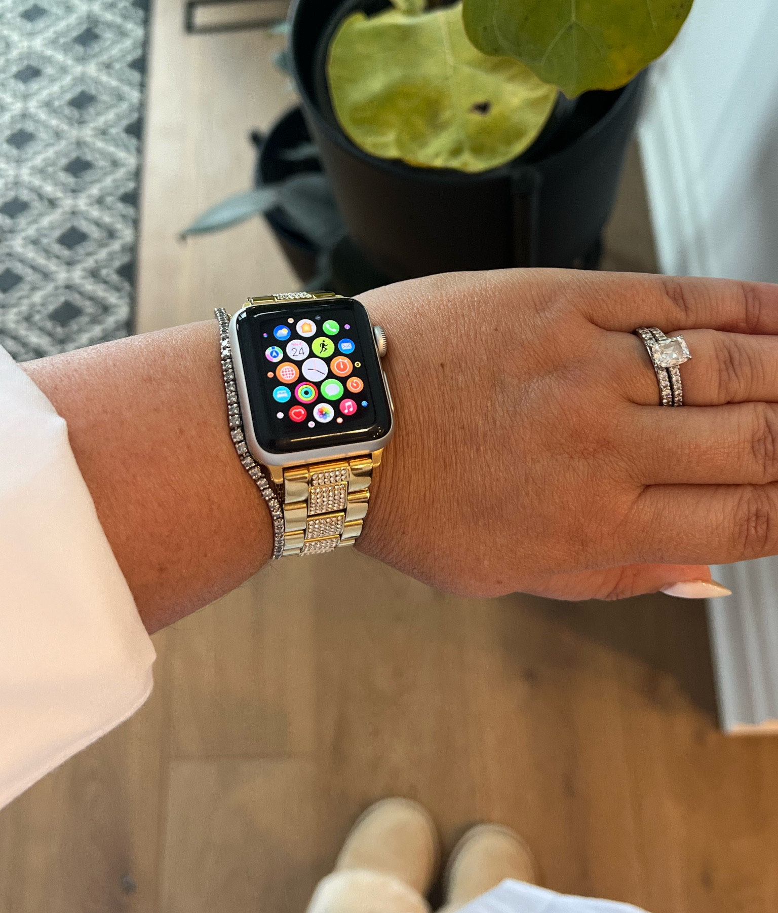 Jazz up your Apple Watch with this pave band! 

#LTKworkwear #LTKover40