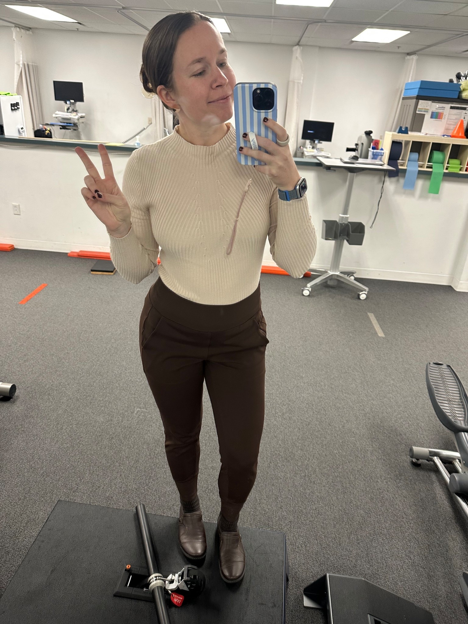 if you’re interested in my sweater, I’ll share it with you, I got it on Amazon ✨