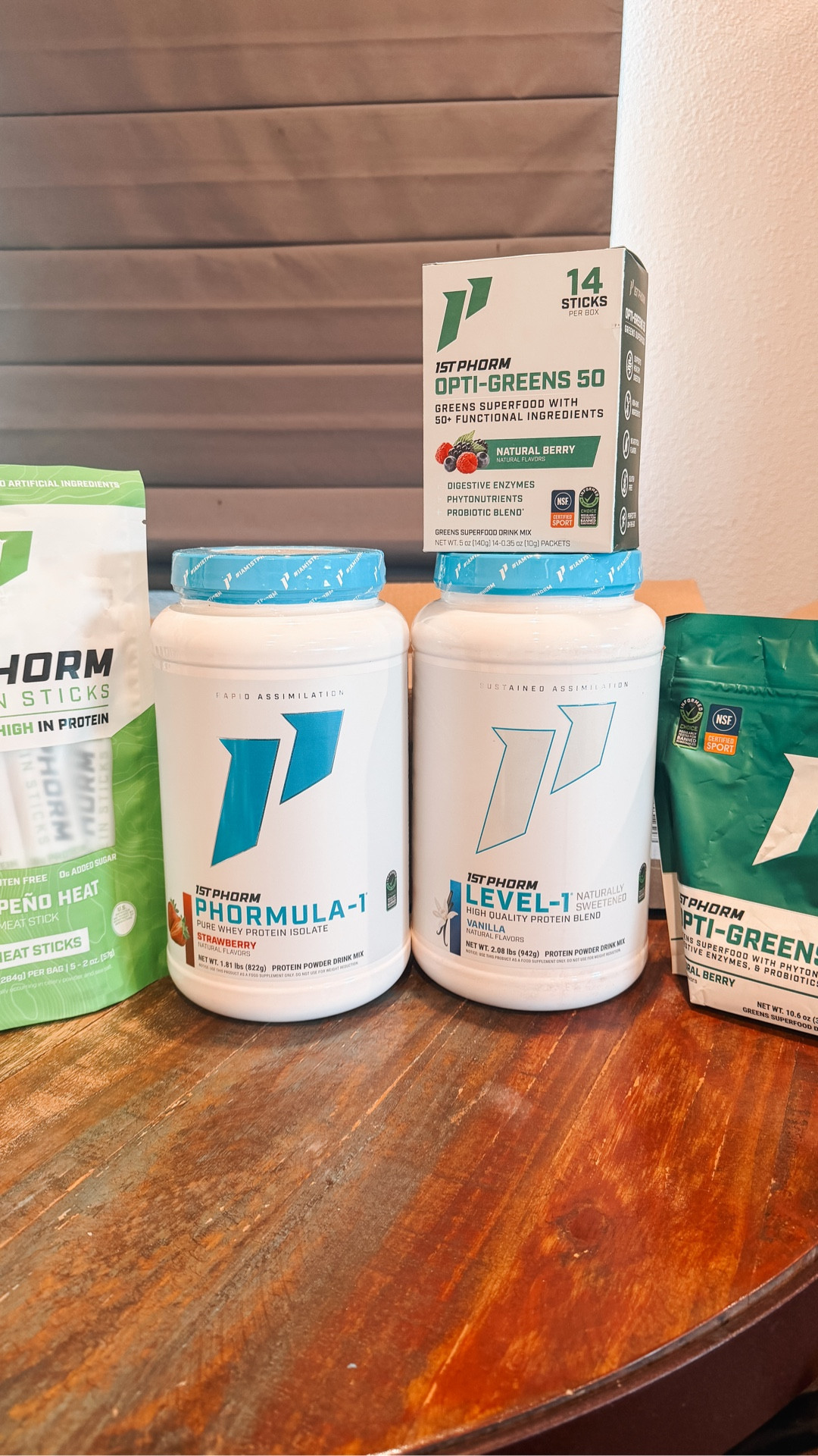 When the restock hits 😮‍💨
These are on repeat in my routine and I never run out for a reason.
If you’ve been thinking about trying them, I linked everything here 🛒 

#LTKfitnessgoals #LTKmorningroutine #LTKselfcare