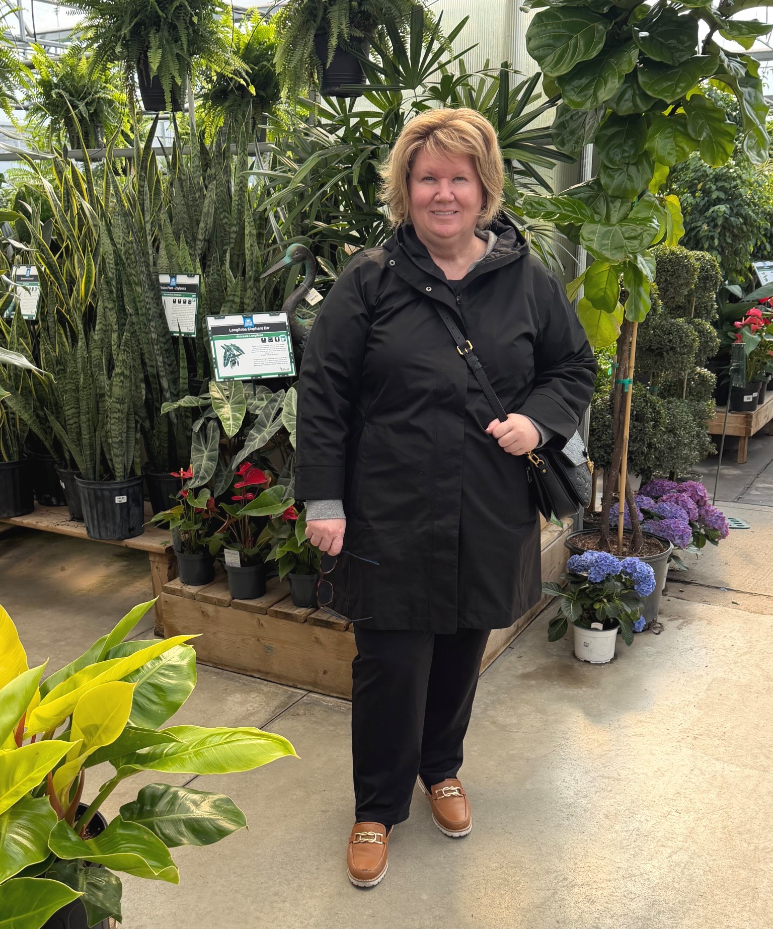 It felt SO good to finally pull out my spring coat today 🌿✨ After such a long winter, this little moment just hit different.

I spent some time wandering through a local garden centre, surrounded by greenery, fresh air, and the most calming plants… honestly, it was exactly what I needed 💚

Sometimes it’s the simple things 🌷

#SpringStyle #Over50Style #EverydayChic #SpringVibes #LTKStyle #CasualOutfits #FeelGoodFashion
@athleta
@Honeylove 
@Talbots 

#LTKOver40 #LTKPlusSize #LTKMidsize