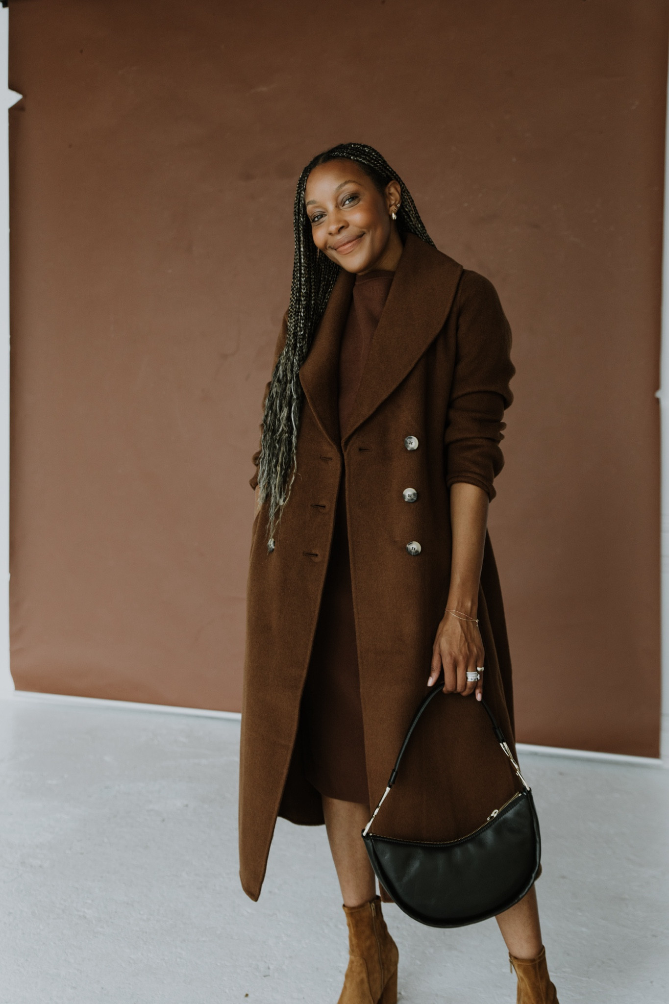 Fall Capsule Wardrobe LOADING✨ @talbotsofficial 
.
.
One of the things I love about a fresh new season, is the opportunity to refresh my wardrobe. As I continue to grow in my approach to personal style, I’ve come to learn that I’m the girl who collects a few new gems and wears them ENDLESSLY for the season. Wearing the new pieces all together or even pairing back to older things I’ve held dear in my wardrobe… I’m loving the capsule wardrobe approach! For the cooler temperatures that are finally here, I found some spectacular things from #mytalbots to give my wardrobe a fresh dose of life. From elevated basics to wonderfully luxurious coats and knit sets, I am feeling confident and ready to slay the style season ahead.  #sponsored 
