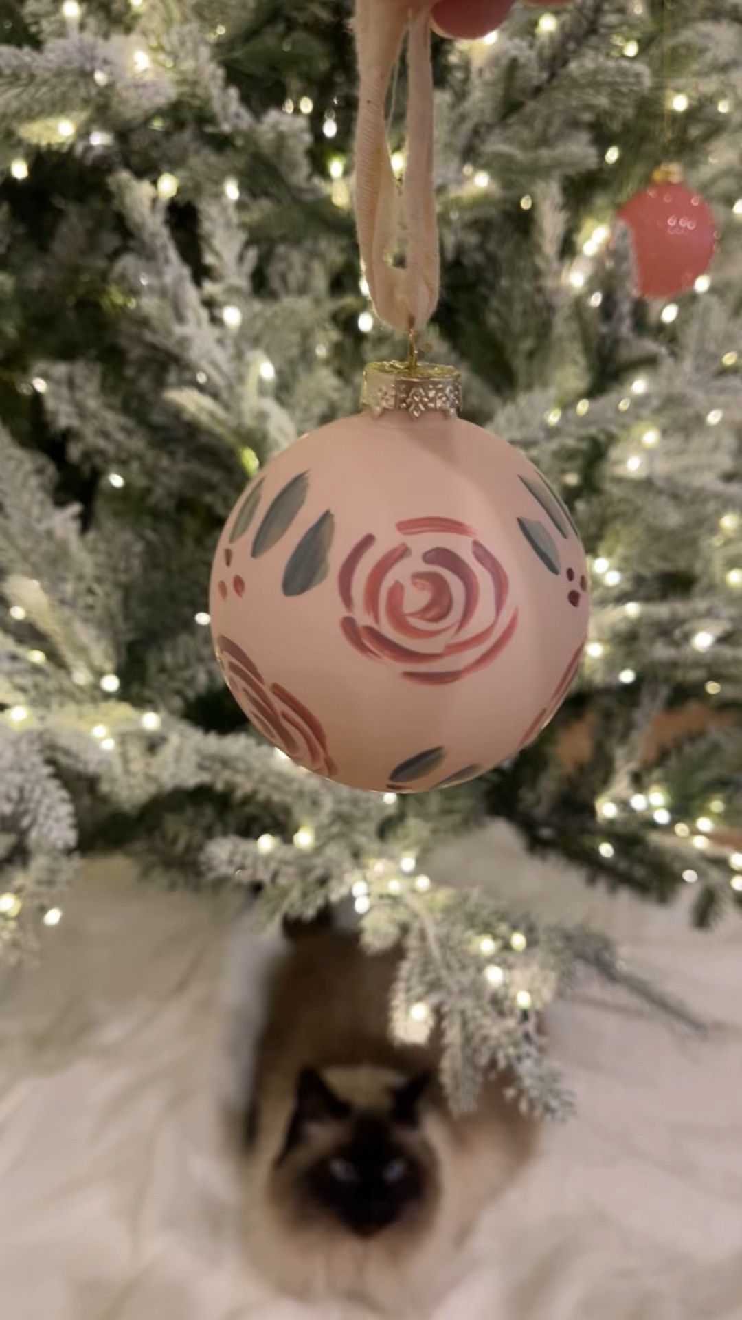 Black Friday Sale
🤍
These gorgeous hand painted ornaments are on sale for Black Friday week! 

#LTKHoliday #LTKSaleAlert #LTKSeasonal