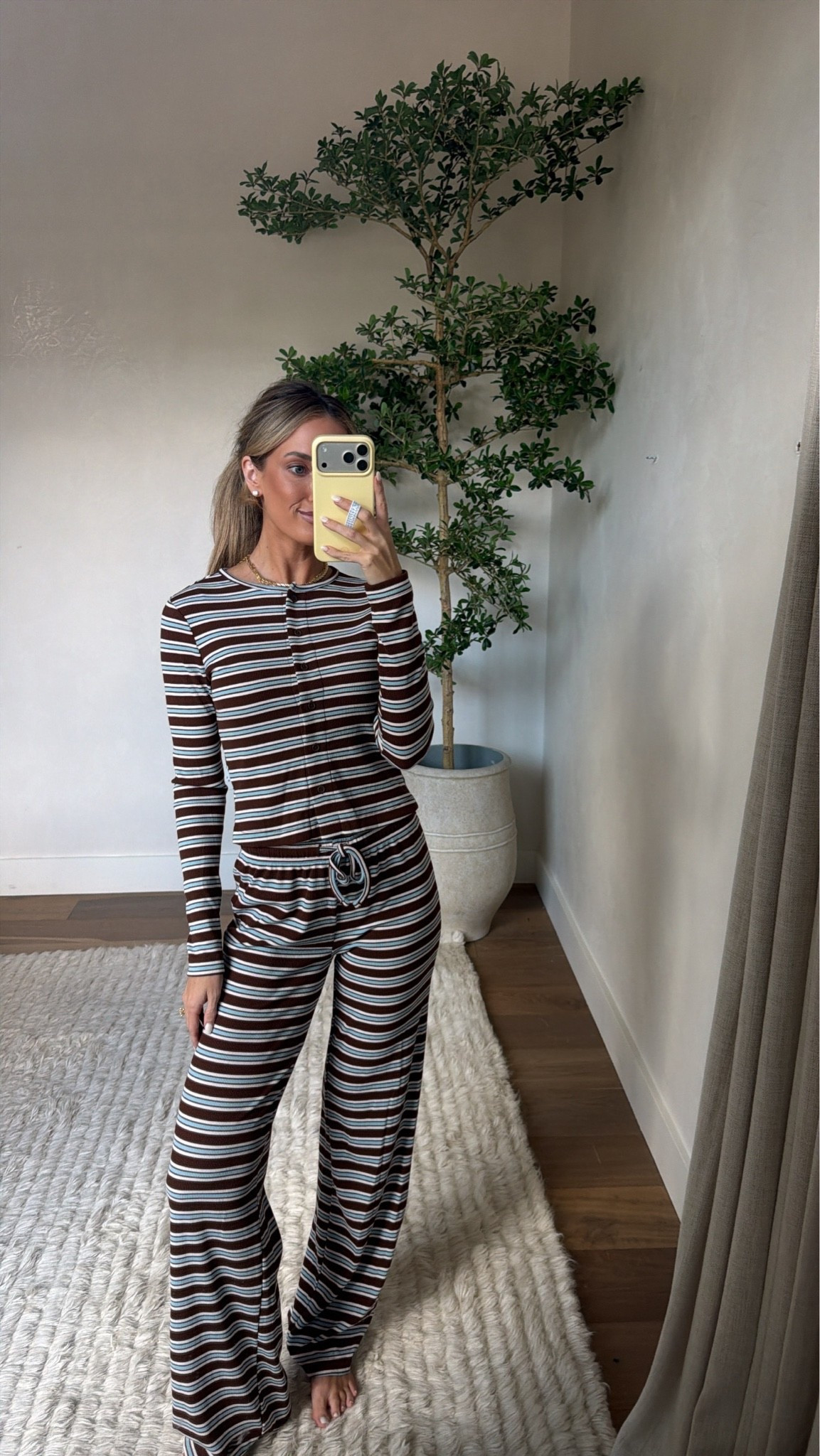 Cutest set fully in stock!! Wearing an xs in both

#LTKgrwm #LTKdayinmylife #LTKootd