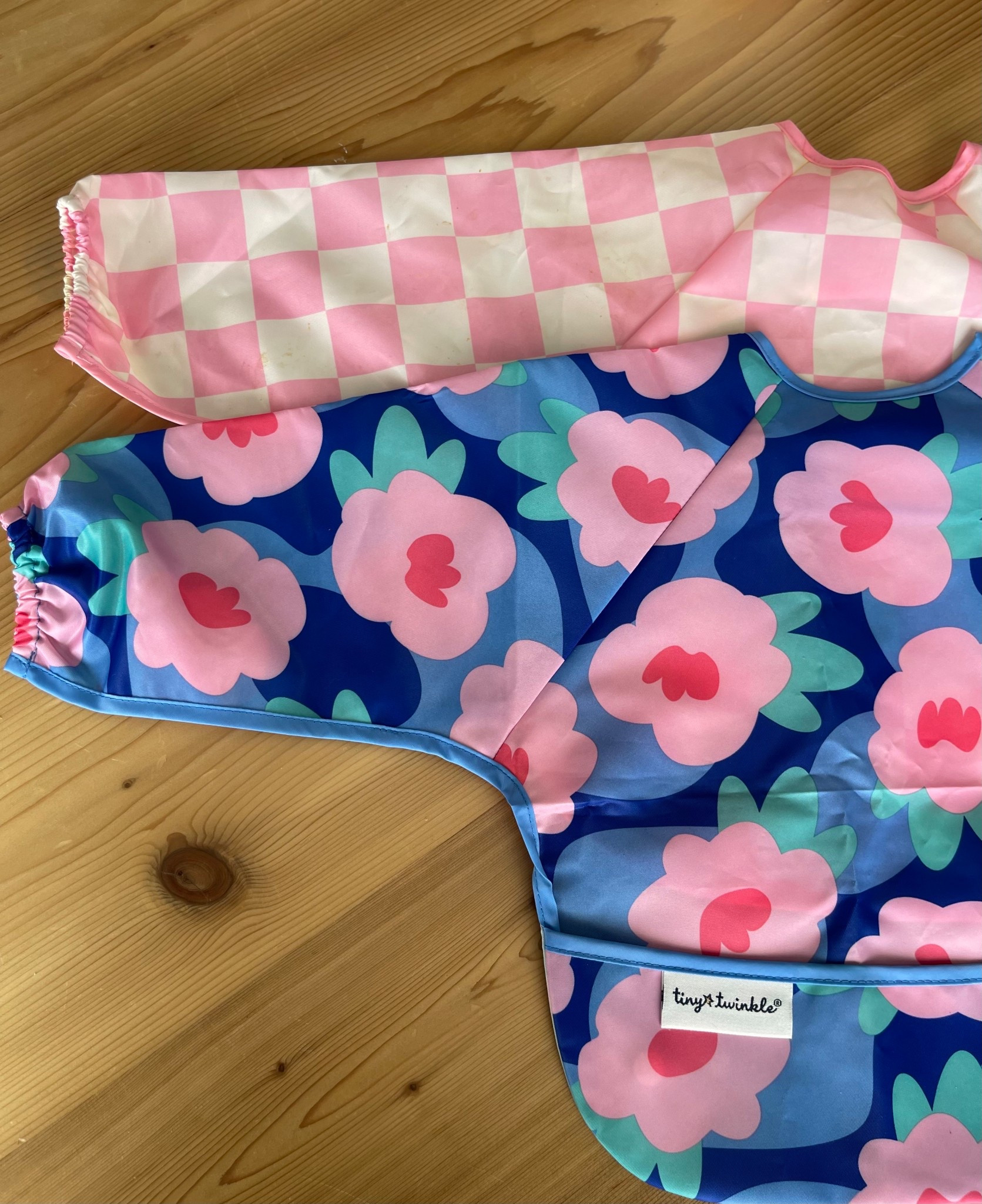 Cutest long sleeve bibs! 🌸🩵 


Baby | bibs | baby items 



#LTKBaby #LTKU #LTKKids