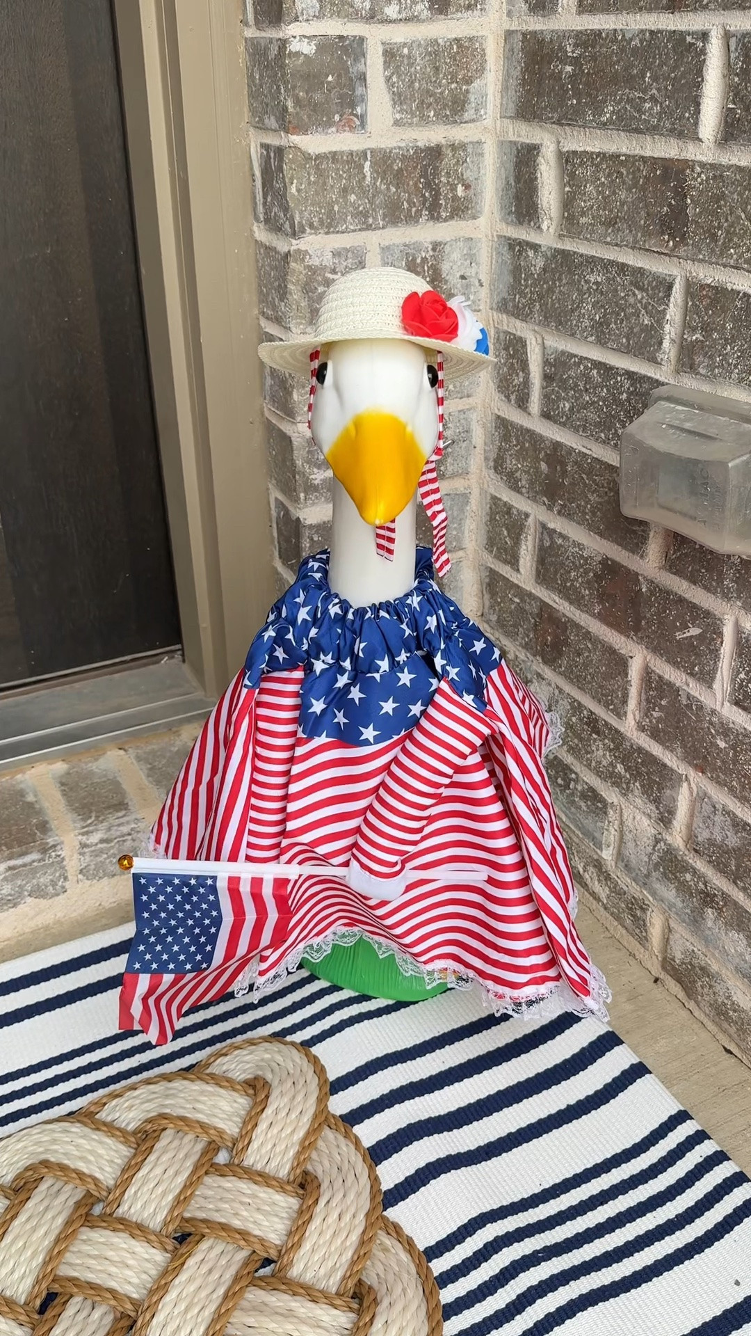 Porch goose is all set for summer! Summer porch update.

#LTKHome #LTKmomlife #LTKSeasonal
