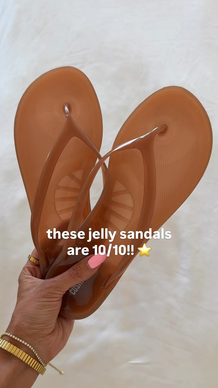 These jelly sandals are 10/10!! ✨ obsessed! Comes in 3 colors!

Amazon finds, jelly flip flops, Amazon fashion, summer outfit 

#LTKSeasonal #LTKootd #LTKgrwm