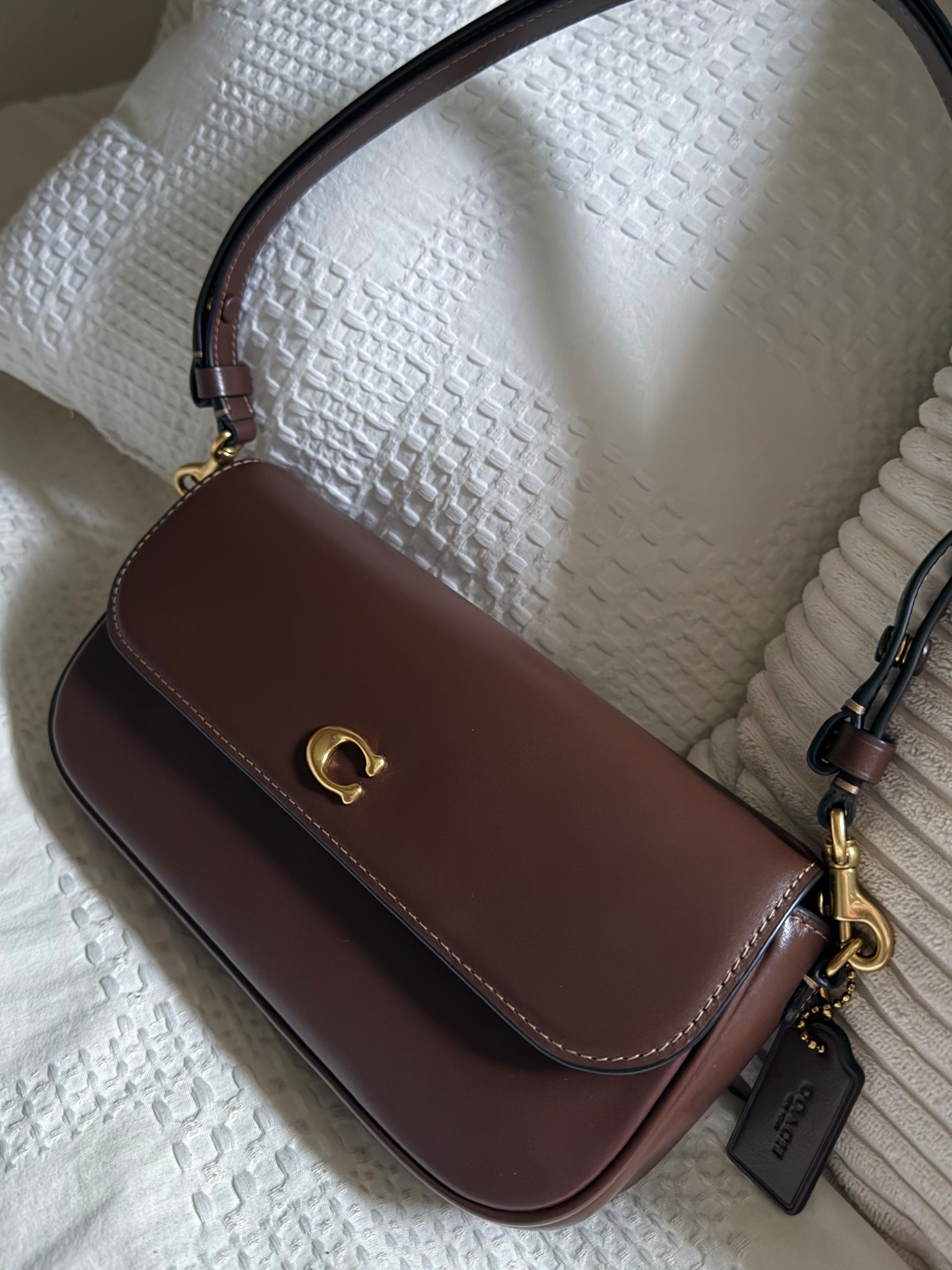 must have 🤎😍😩 #viral #coach #coachpurse #mothersday #gift #mothersdaygift #coachbag #maplepurse #coach #trending 

#LTKMothersDay #LTKBeauty #LTKselfcare