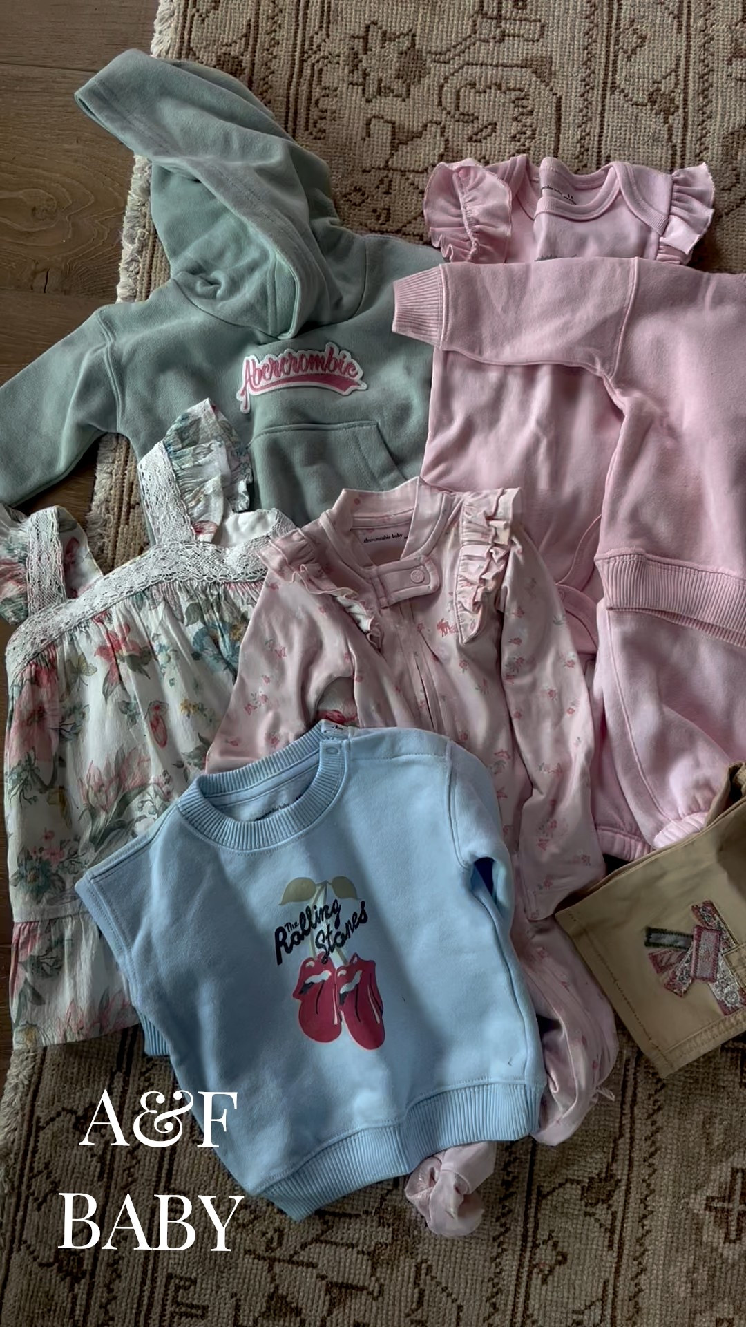 About time Abercrombie had baby & toddler clothes! How cutieeee✨

Dressupbuttercup.com #dressupbuttercup #dederaad


#LTKBaby #LTKmomlife