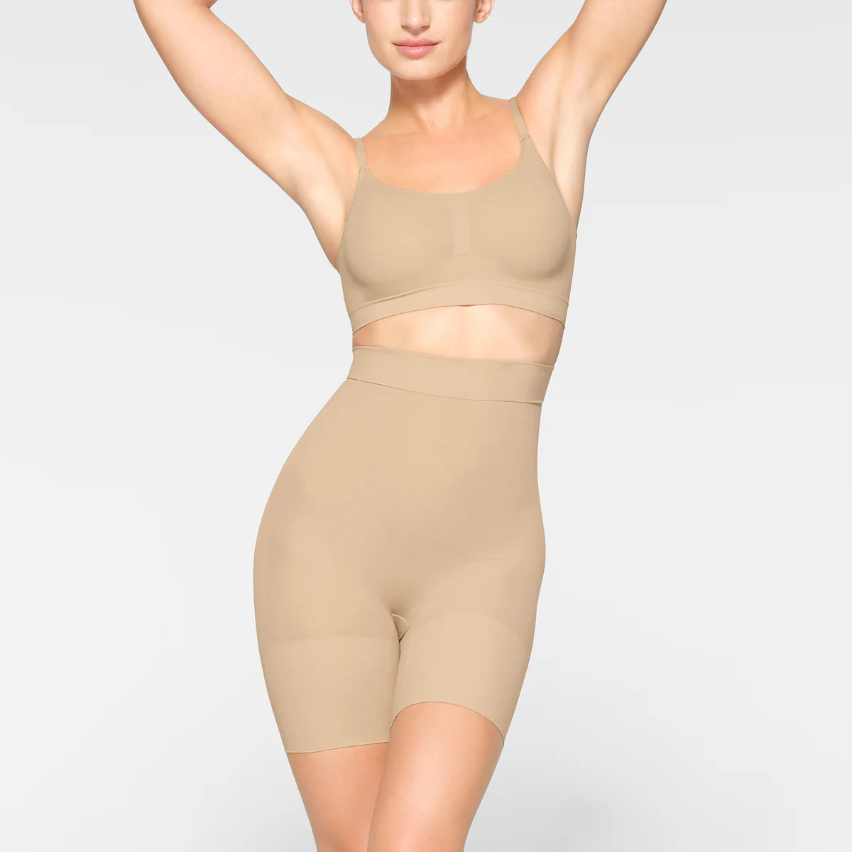 EVERYDAY SCULPT HIGH-WAISTED MID THIGH SHORT | SKIMS (US)