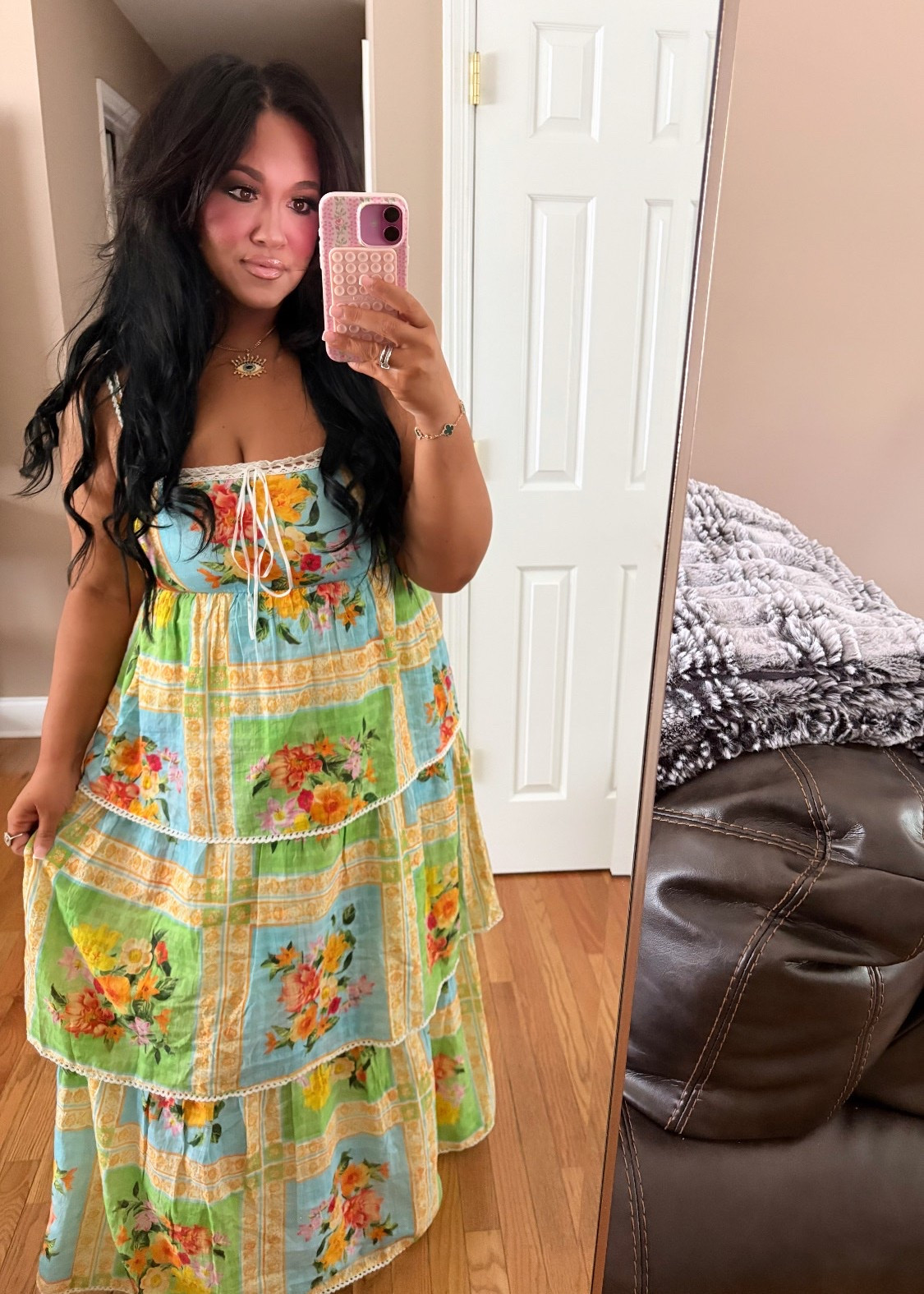 Show me your mumu & anthro collab dress ! Love it for summer or a euro trip 🍍🌴🍊