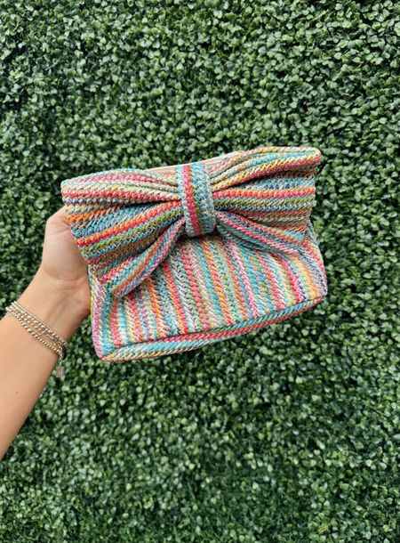 Love this fun handbag for summer! Razzle dazzle any outfit with this 👛

#LTKSeasonal #LTKItBag #LTKStyleTip