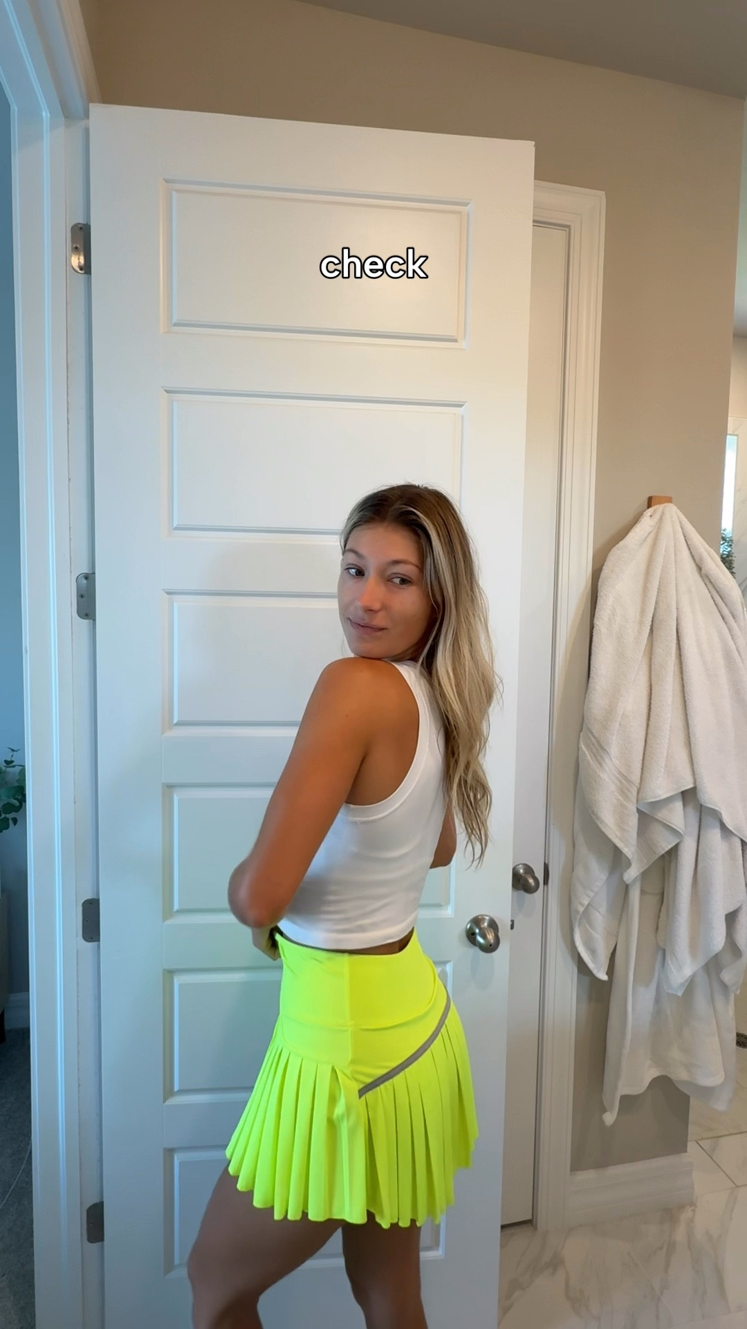 We love a highlighter look 🙌

#pickleball #pickleballskirt 

#LTKStyleTip #LTKFindsUnder100 #LTKActive