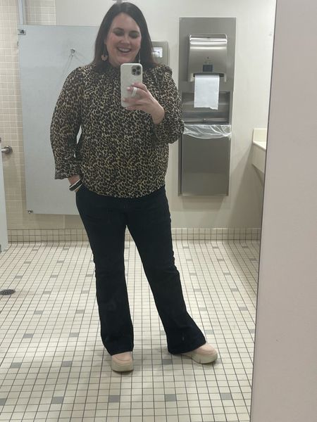 Bathroom selfie to show off my go to jeans, naked feet shoes, and a pop of leopard  

#LTKstyletip #LTKsalealert #LTKworkwear