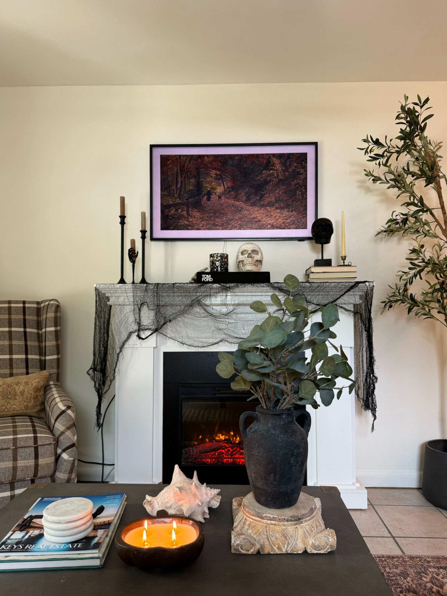 Halloween Decor 👻

#LTKFallSale #LTKHome #LTKSeasonal