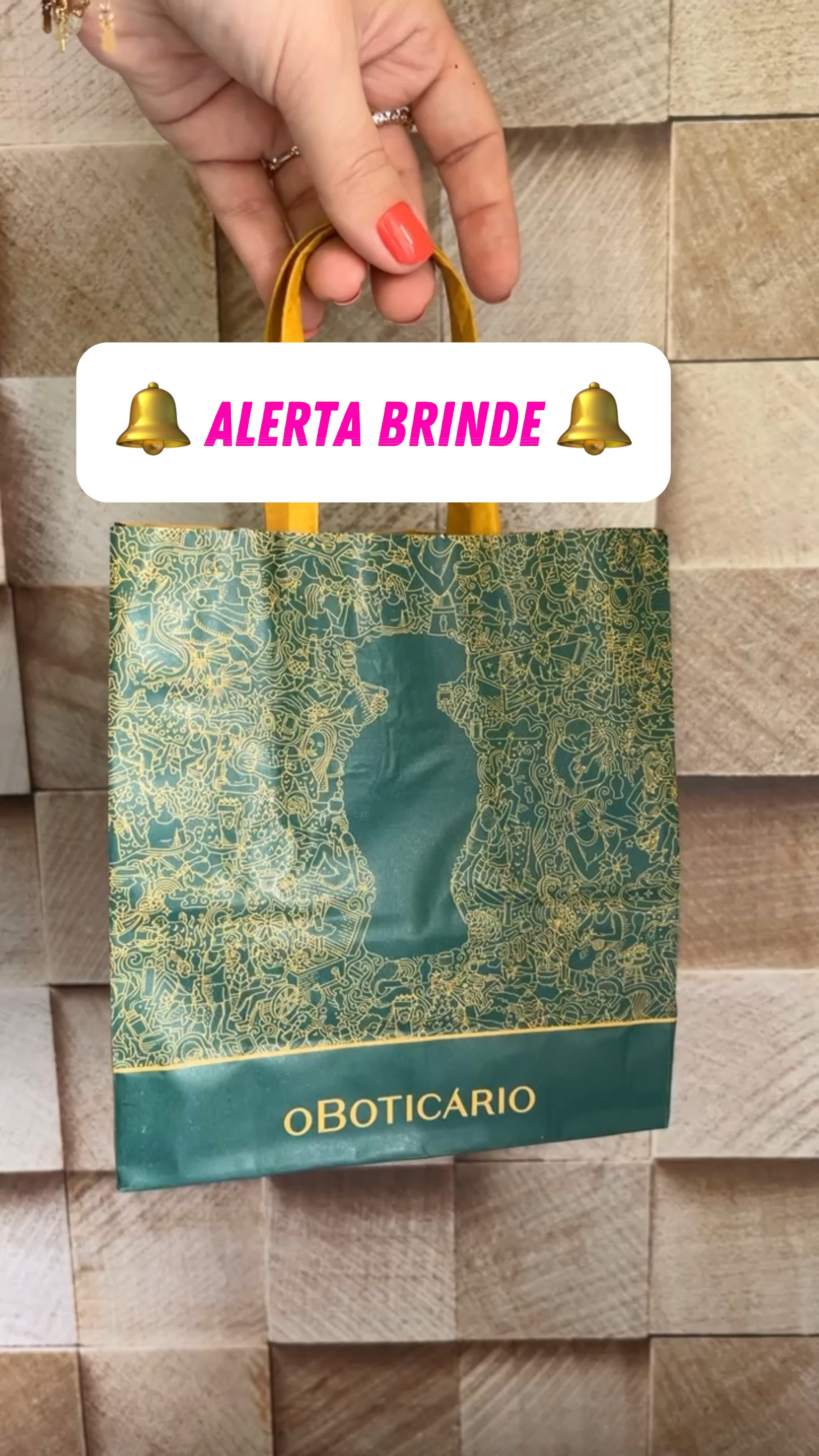 Mais um brinde maravilhoso da nova coleção Cuide-se Bem Feira! 

Mini hidratante de banana 🍌🍌



#LTKbeauty #LTKVideo #LTKbrasil