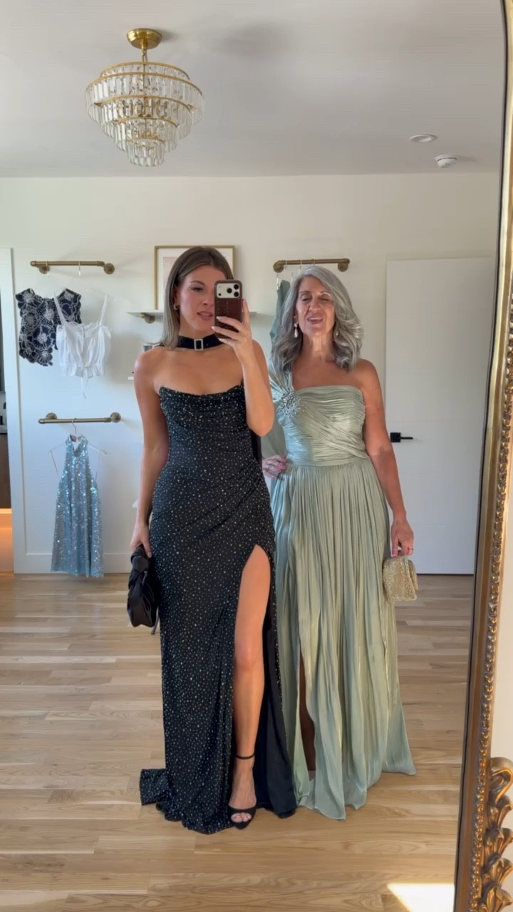 Lady Black Tie wedding guest and spring special occasion dresses

divi: emerson15

i did my normal size small
mom did her normal medium 

Wedding guest
Formal event
Black tie
Floral
Metallic
Pleated
Mother of the bride
Special occasion 

#LTKWedding #LTKootd #LTKSeasonal