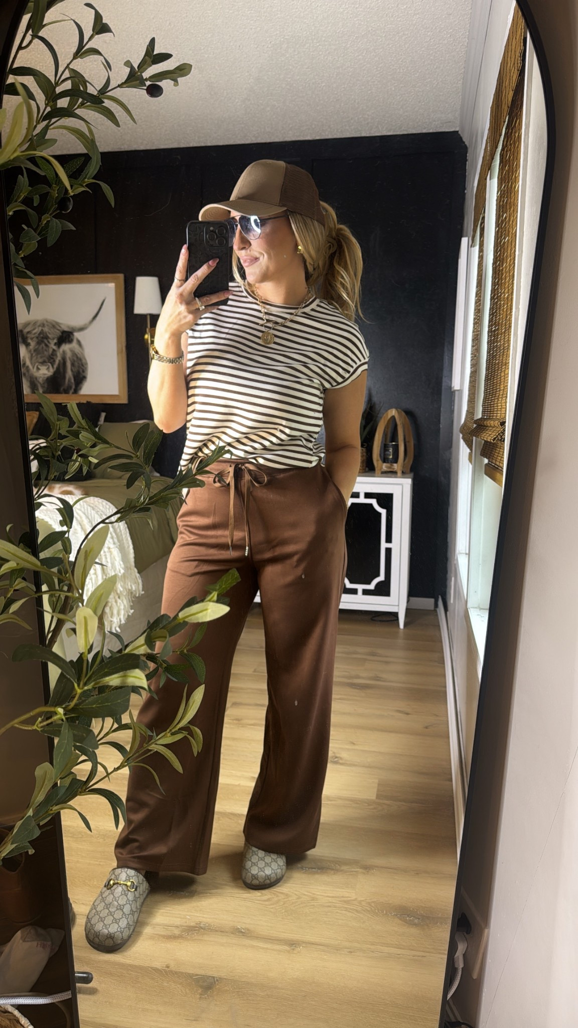 Amazon lounge set 

#LTKShoeCrush #LTKFindsUnder50 #LTKSaleAlert