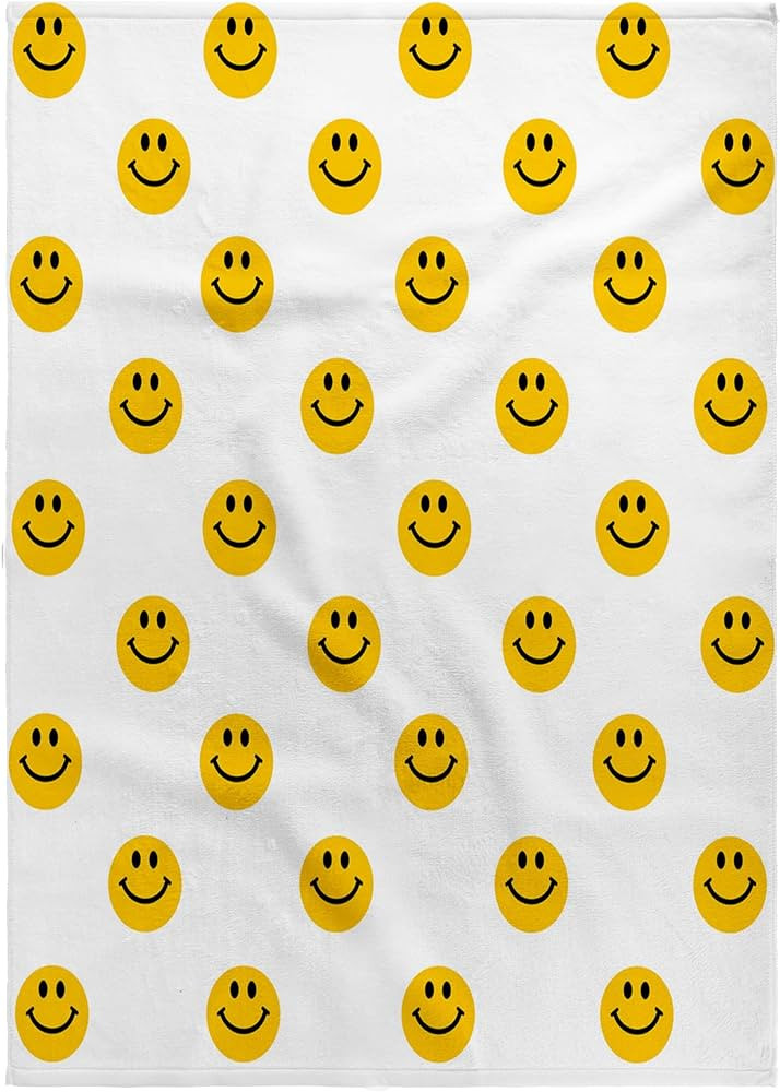 3dRose 22x30 Bath Hand Pool Towel - Yellow Smiling Face Pattern - Cute Traditional Happy Smilies ... | Amazon (US)