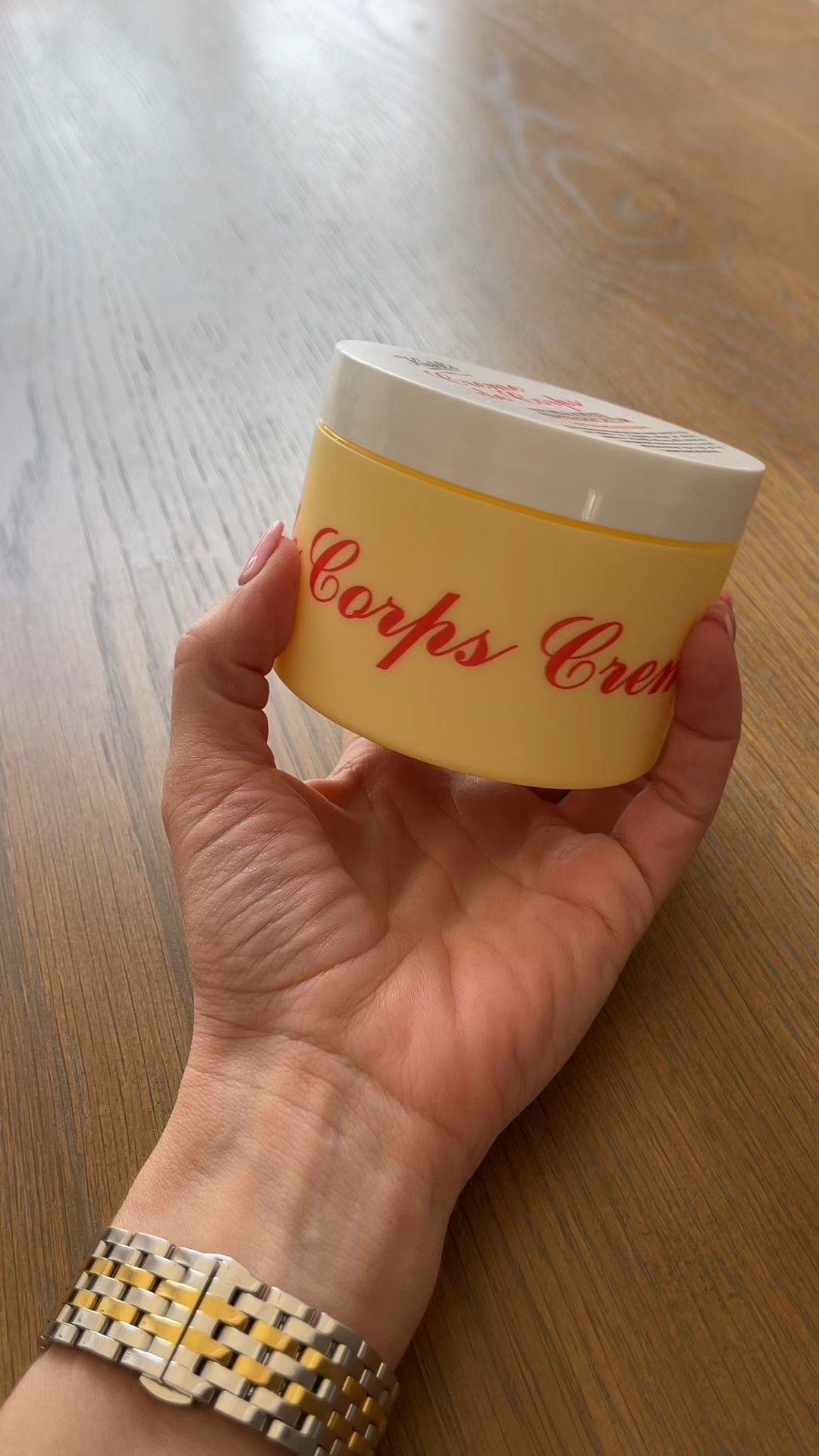 This Creme de Corps Soy Milk & Honey Whipped Body Butter from @kiehls is 50% off (online only) TODAY ONLY as part of @ultabeauty’s 21 Days of Beauty SALE! Was $49, now $24.50

#kiehls #giftedbykiehls

#LTKBeauty