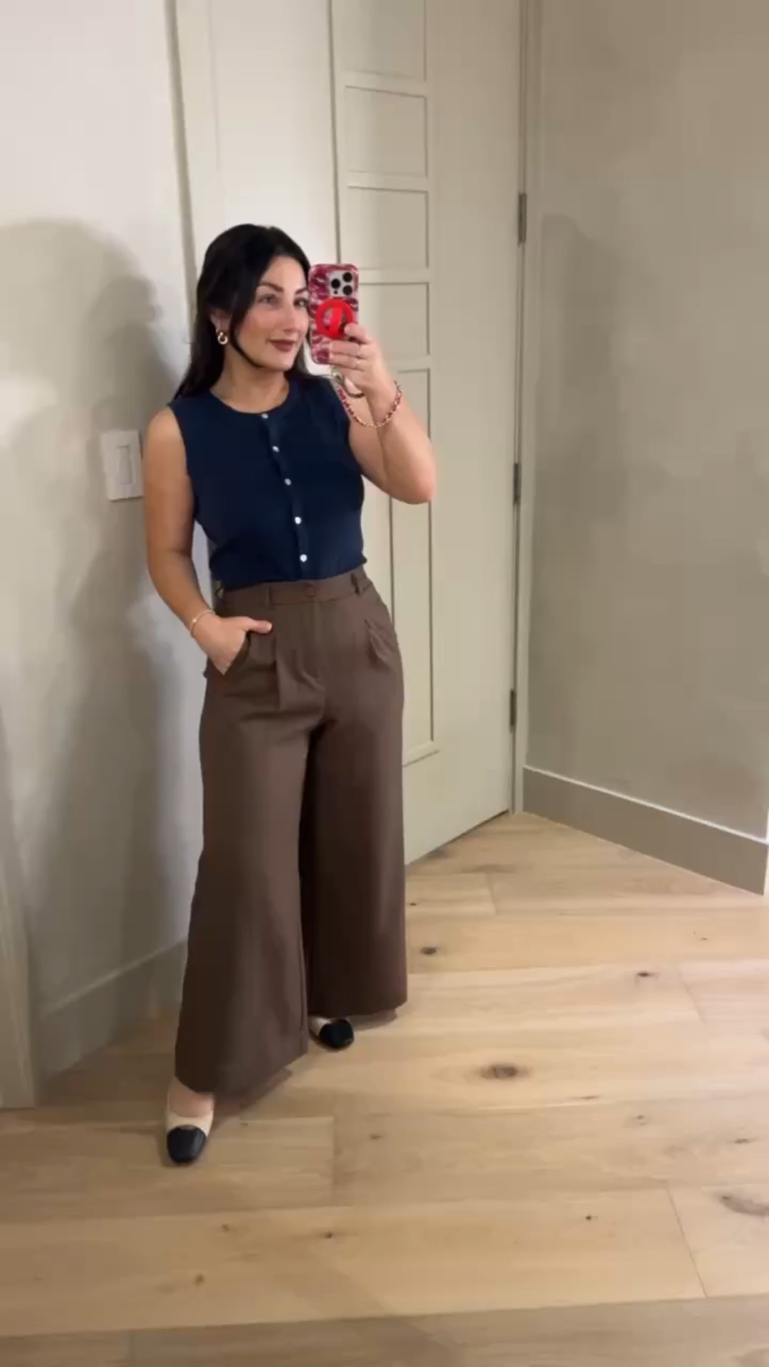 Workwear outfit! 
Linen blend pants size small petite color coffee
Button down tank size small color dark blue 

5'0" 140lbs

#LTKootd #LTKWorkwear #LTKPetite