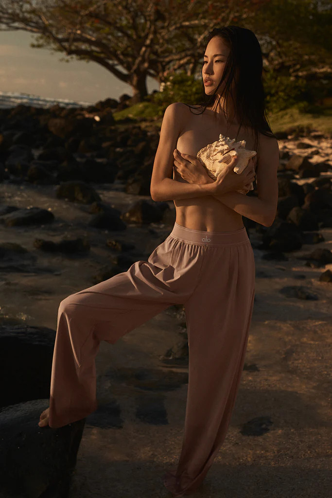 Suit Up Trouser (Regular) | Alo Yoga (US)