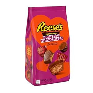 REESE'S Miniatures and Hearts Milk Chocolate Peanut Butter, Valentine's Day Candy, 23.75 Oz Varie... | Amazon (US)