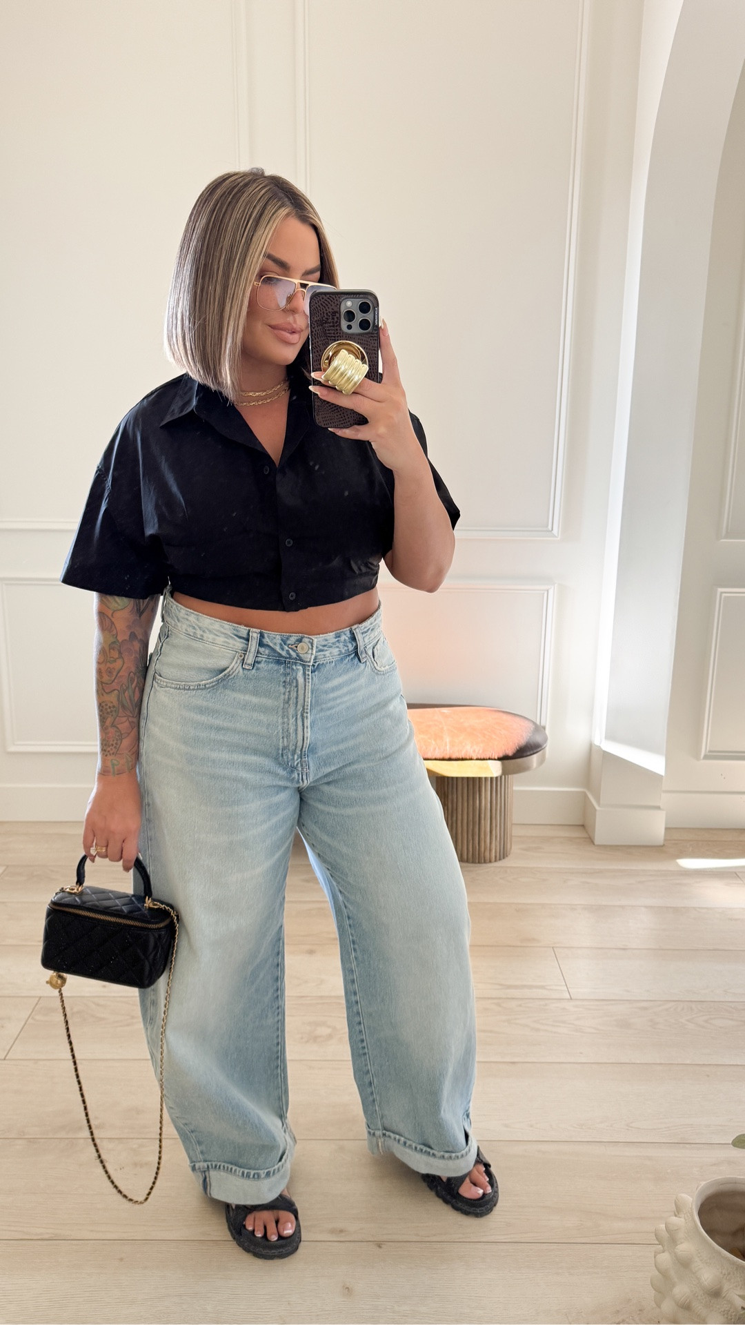 Jeans size 12 
Top xl 
Linked exact sandals as well as similar options.
Gloss shade honey kiss 
Lip pencil med
Lipstick Kim KW 
Use code Shayna15 on Miranda Frye to save on necklaces