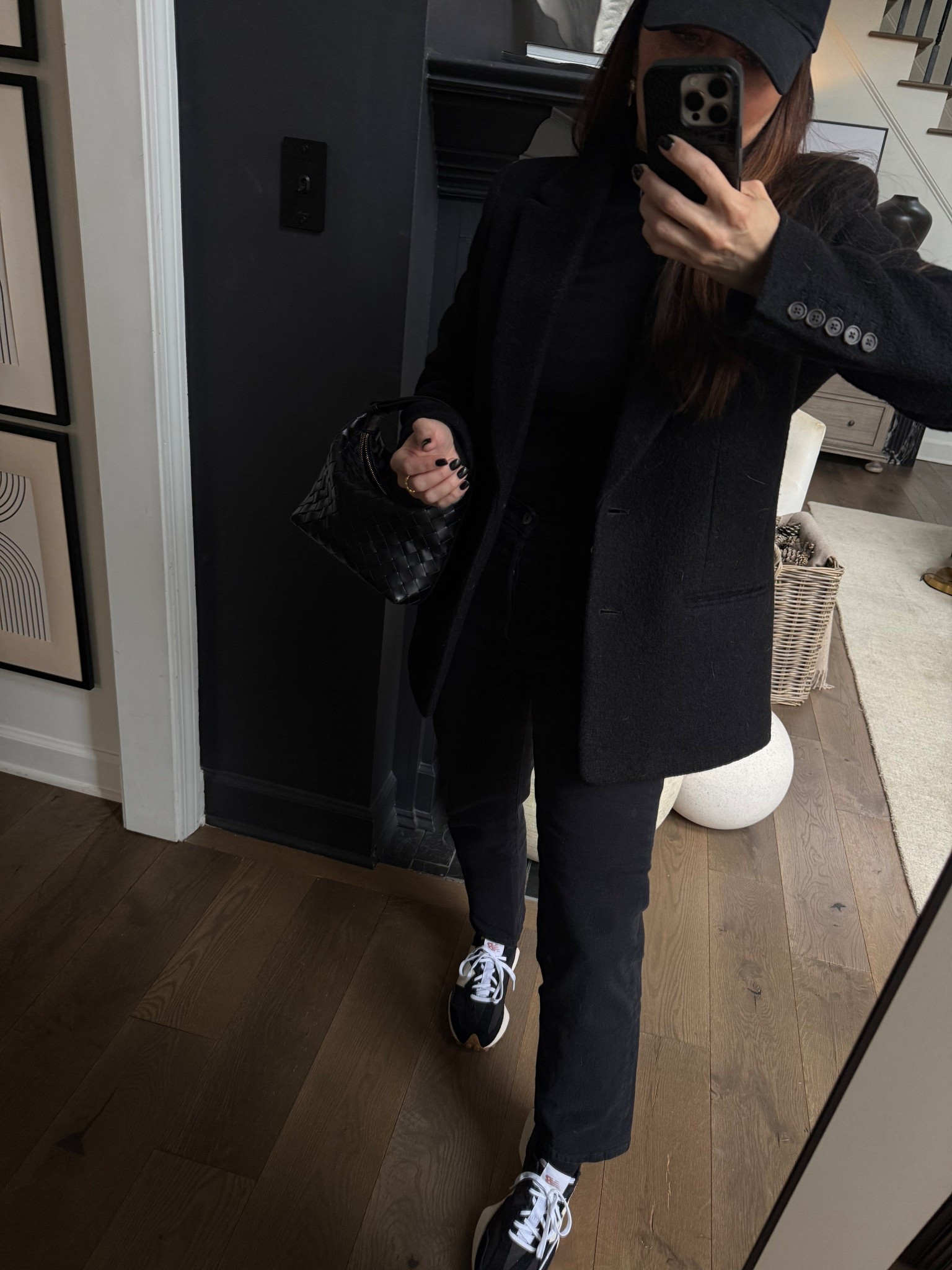 Casual winter uniform: Levi’s, cashmere turtleneck (this one’s from Amazon!), wool blazer, new balance + my Bottega Wallace!

#LTKOver40 #LTKootd #LTKdayinmylife