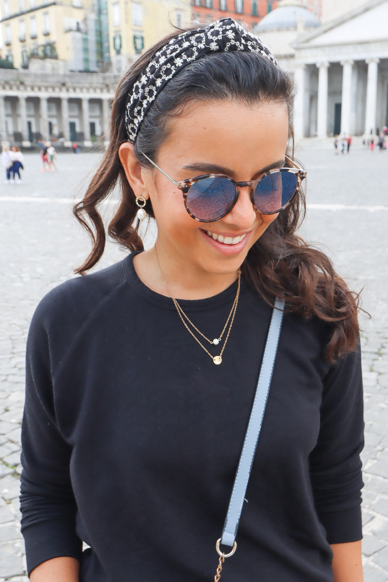 All black 🖤 Fall In Italy 💫