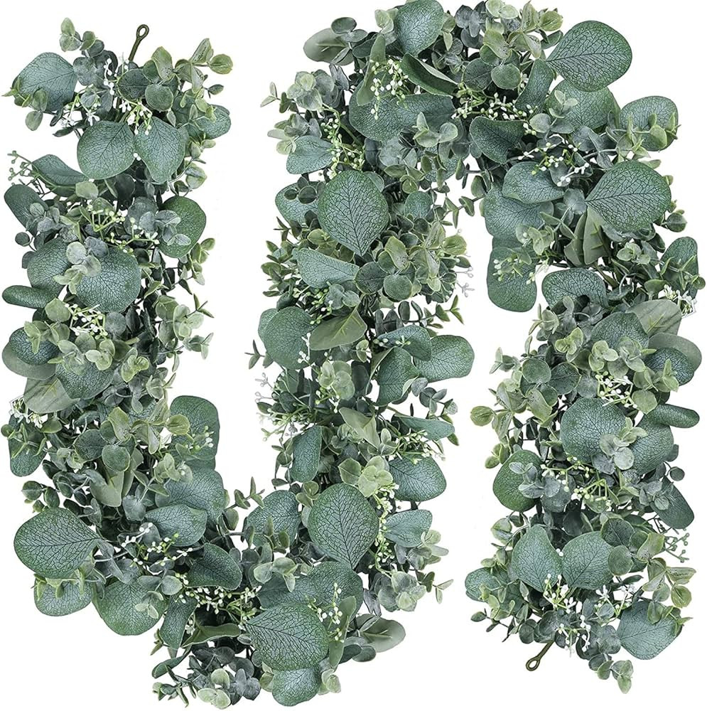 LOMOHOO 2Pcs Greenery Garland Artificial Eucalyptus Leaves Garland 5.7Ft Faux Silver Dollar Eucal... | Amazon (UK)
