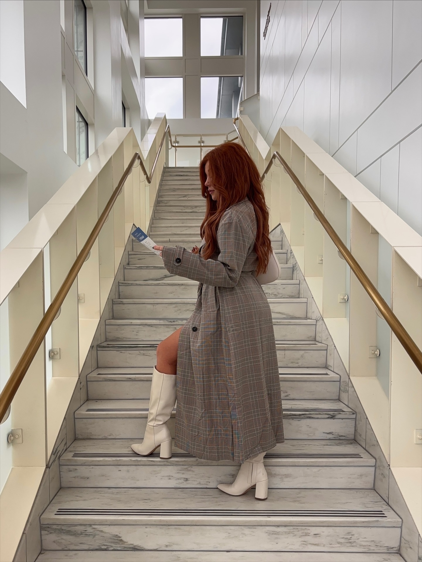 a day at the museum 🏛️🎨🖼️
@lulus #lovelulus #lulusambassador

#LTKHoliday #LTKPetite #LTKCyberWeek